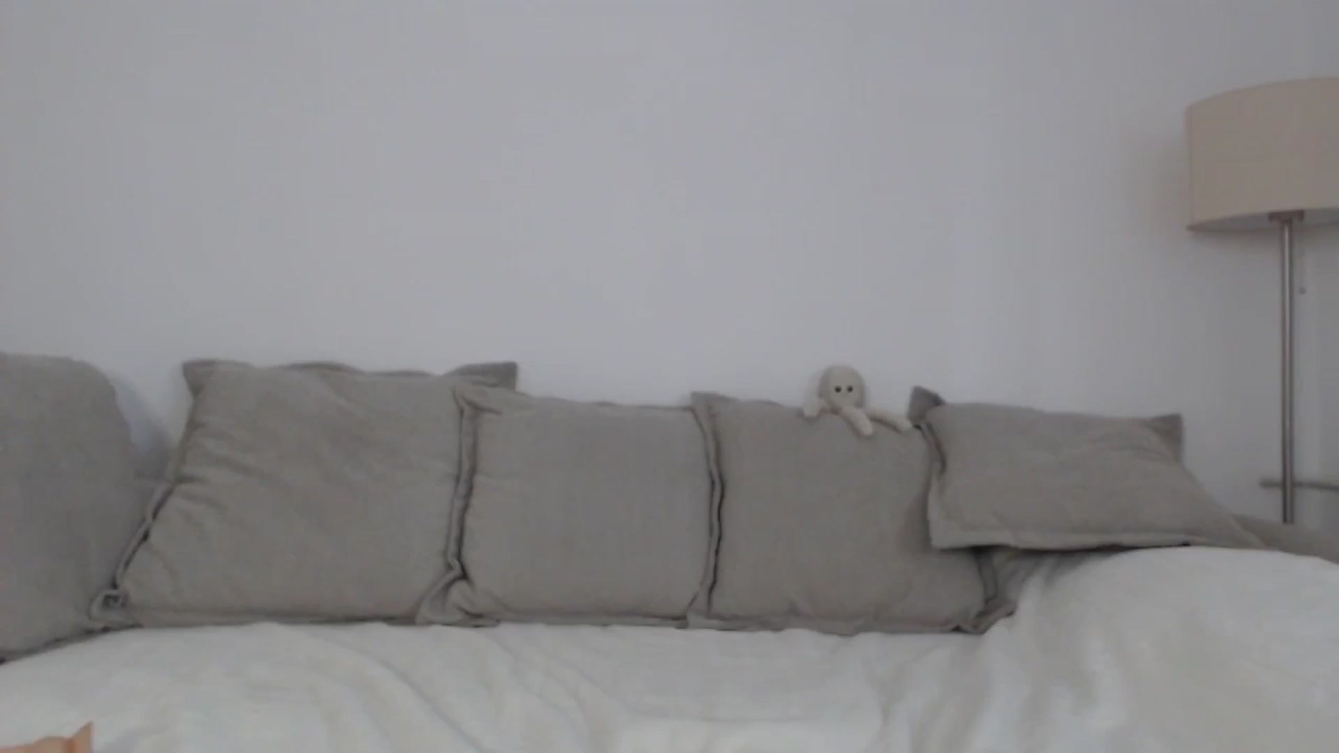 Gallery image thumbnail from Elenaxkiss's myfreecams stream on, 08/26/2025, 10:02 image 12 of 20