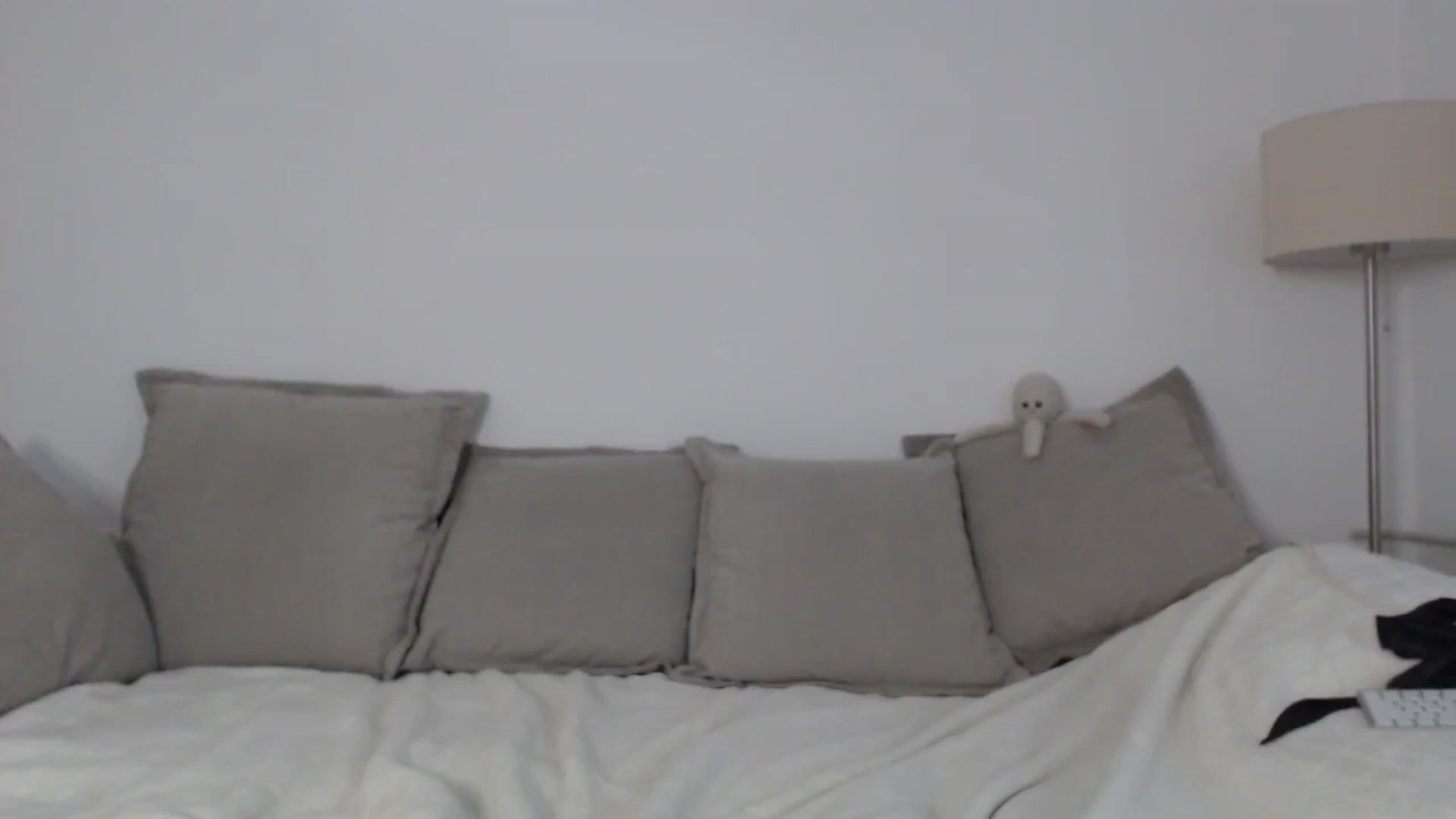 Gallery image thumbnail from Elenaxkiss's myfreecams stream on, 08/27/2025, 10:34 image 3 of 20