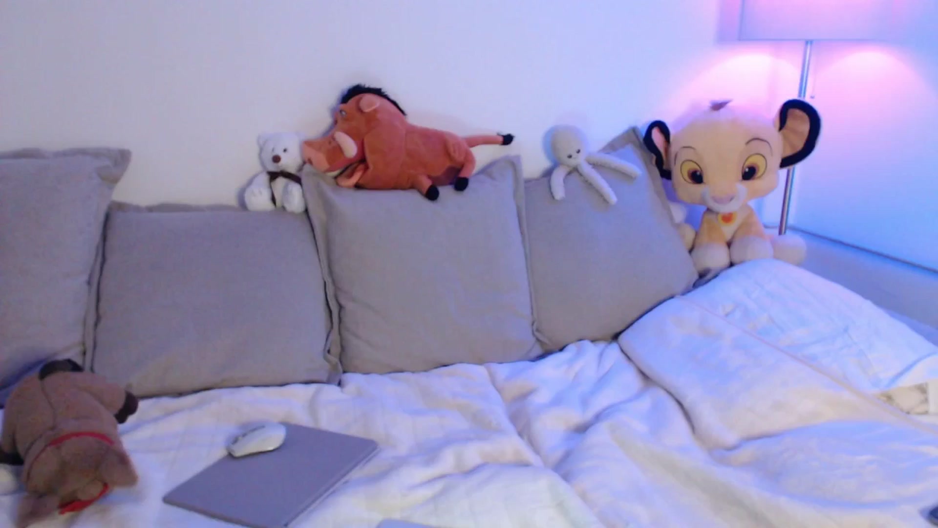 Gallery image thumbnail from Elenaxkiss's myfreecams stream on, 08/27/2025, 20:23 image 5 of 20