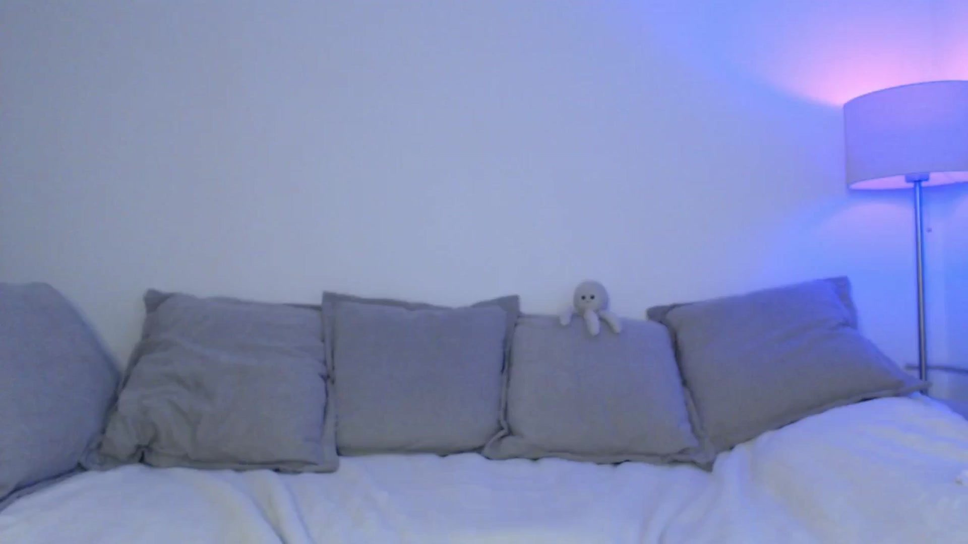 Gallery image thumbnail from Elenaxkiss's myfreecams stream on, 08/30/2025, 08:08 image 10 of 20