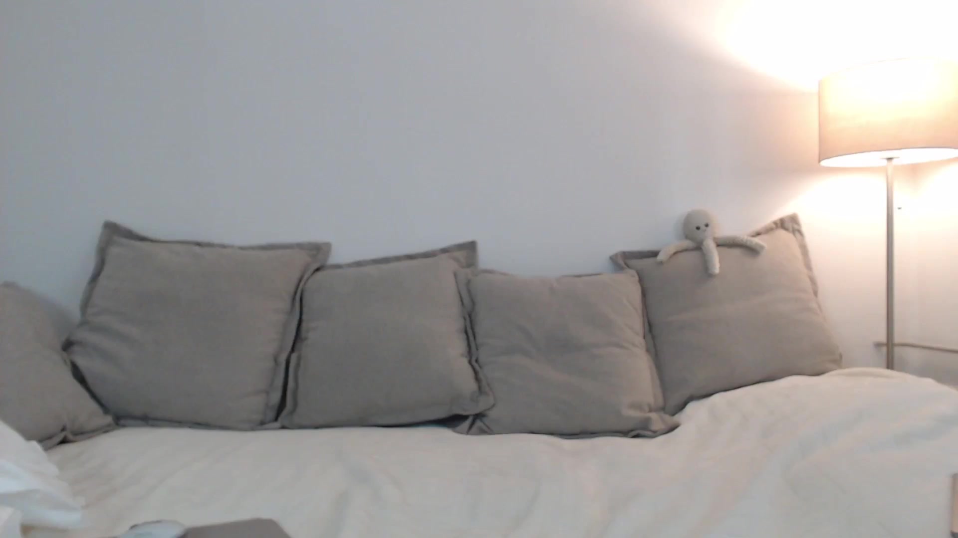 Gallery image thumbnail from Elenaxkiss's myfreecams stream on, 09/04/2025, 07:16 image 15 of 20