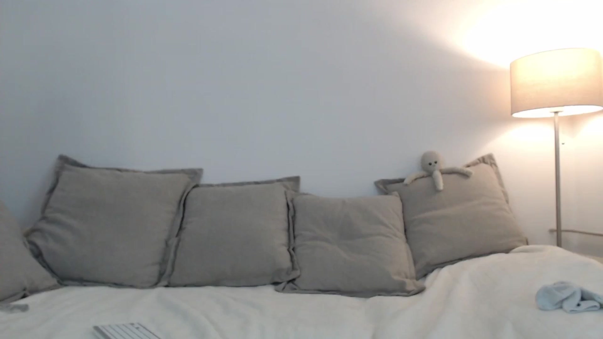 Gallery image thumbnail from Elenaxkiss's myfreecams stream on, 09/04/2025, 11:06 image 9 of 20