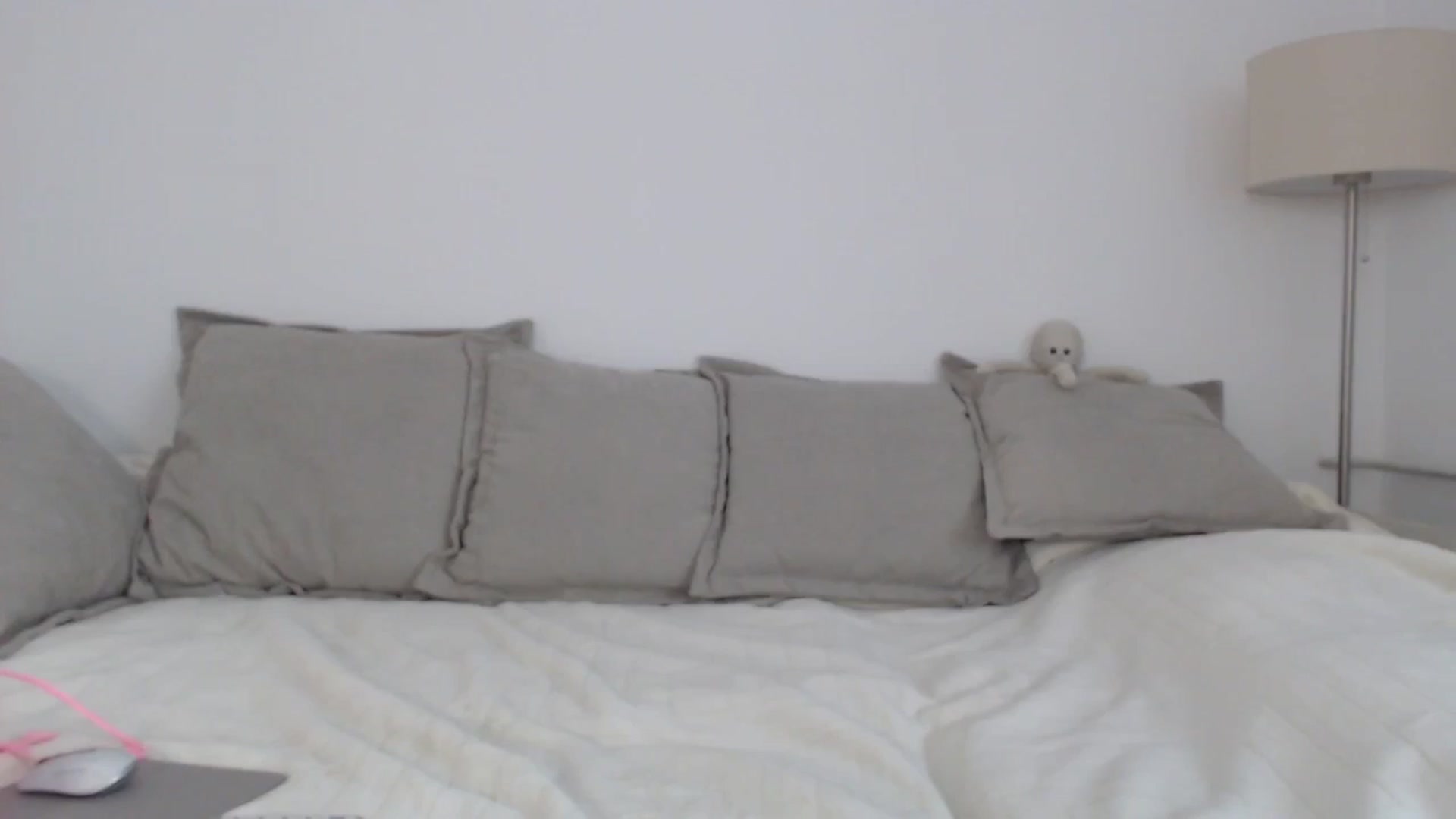 Gallery image thumbnail from Elenaxkiss's myfreecams stream on, 09/05/2025, 10:51 image 13 of 20