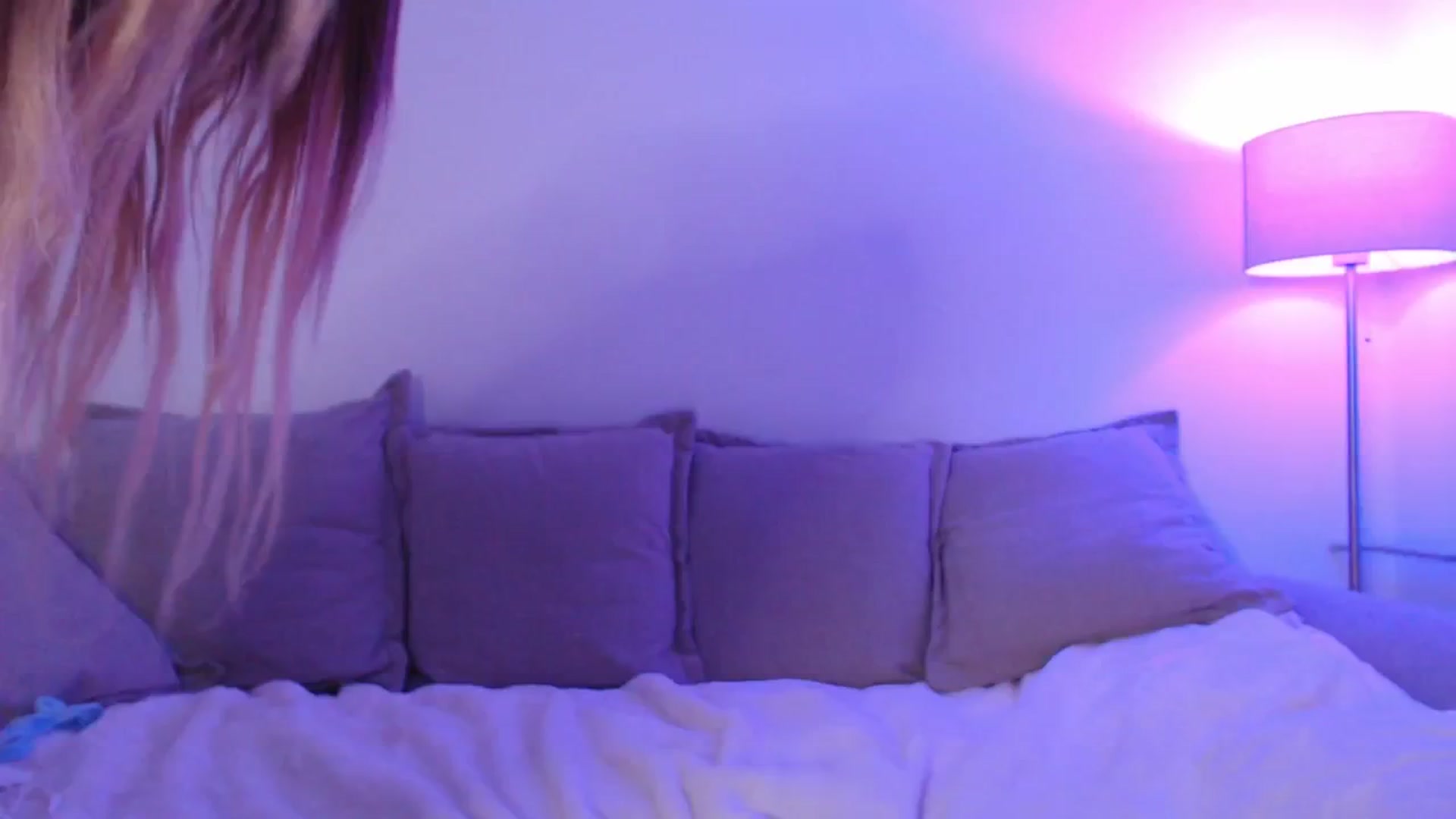 Gallery image thumbnail from Elenaxkiss's myfreecams stream on, 09/07/2025, 22:05 image 20 of 20