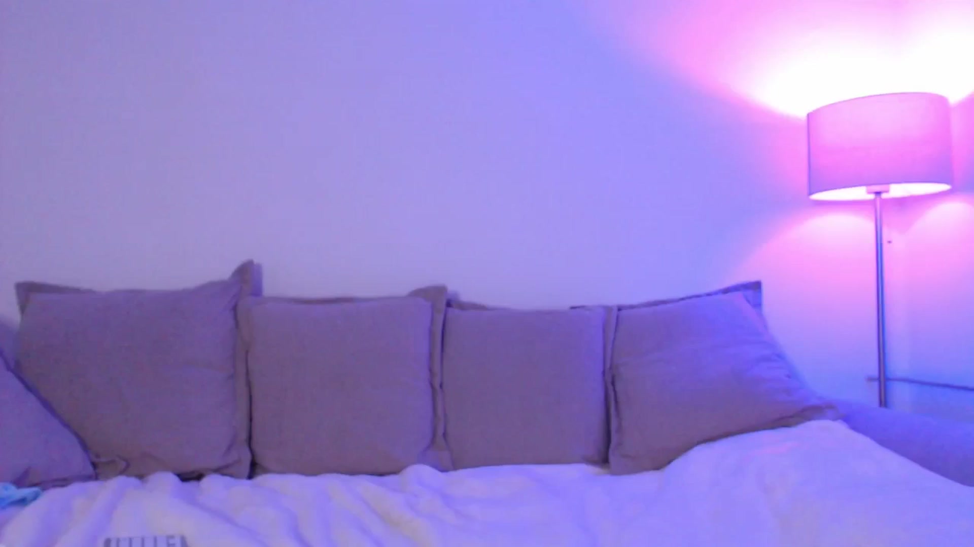 Gallery image thumbnail from Elenaxkiss's myfreecams stream on, 09/07/2025, 22:05 image 6 of 20