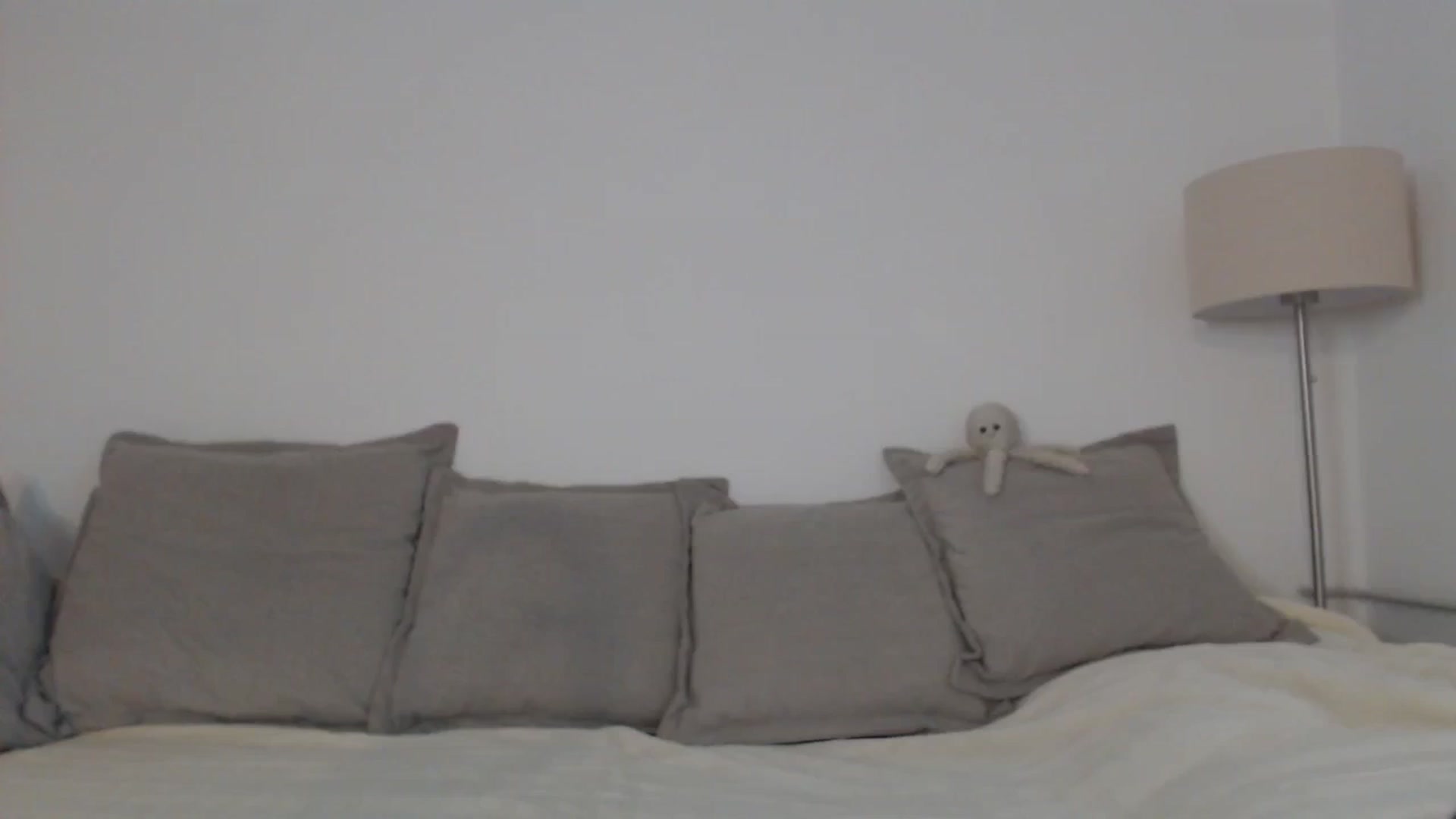 Gallery image thumbnail from Elenaxkiss's myfreecams stream on, 09/09/2025, 09:24 image 1 of 20