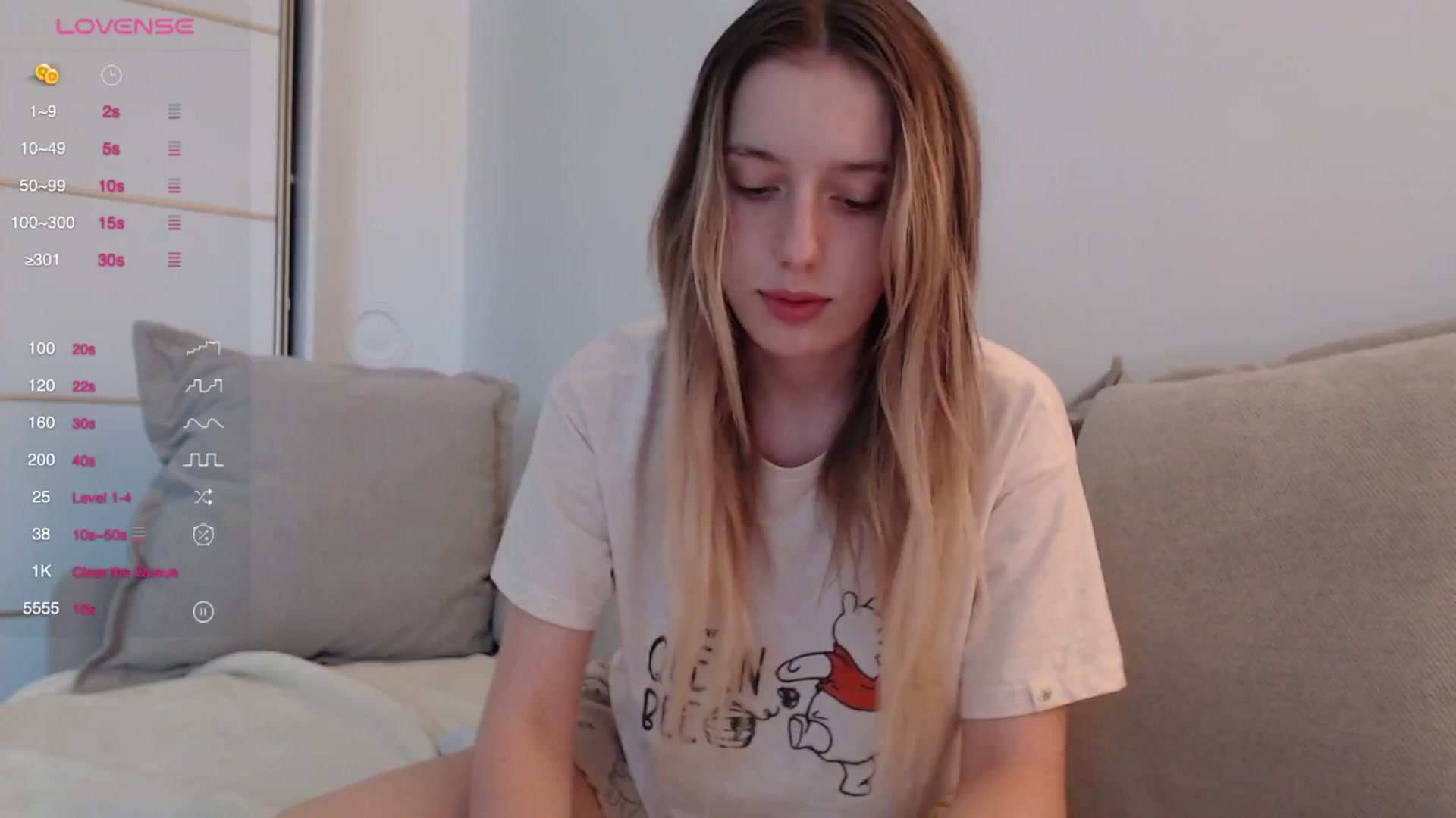 Gallery image thumbnail from Elenaxkiss's myfreecams stream on, 09/18/2025, 08:05 image 1 of 20