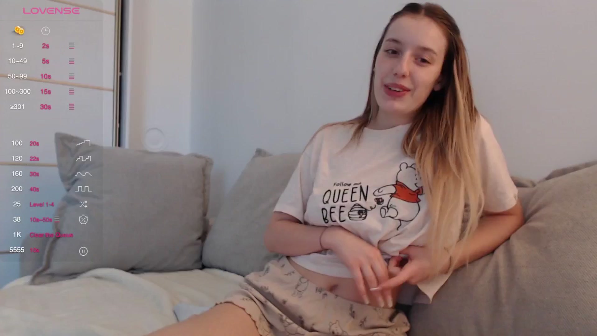 Gallery image thumbnail from Elenaxkiss's myfreecams stream on, 09/18/2025, 08:05 image 2 of 20