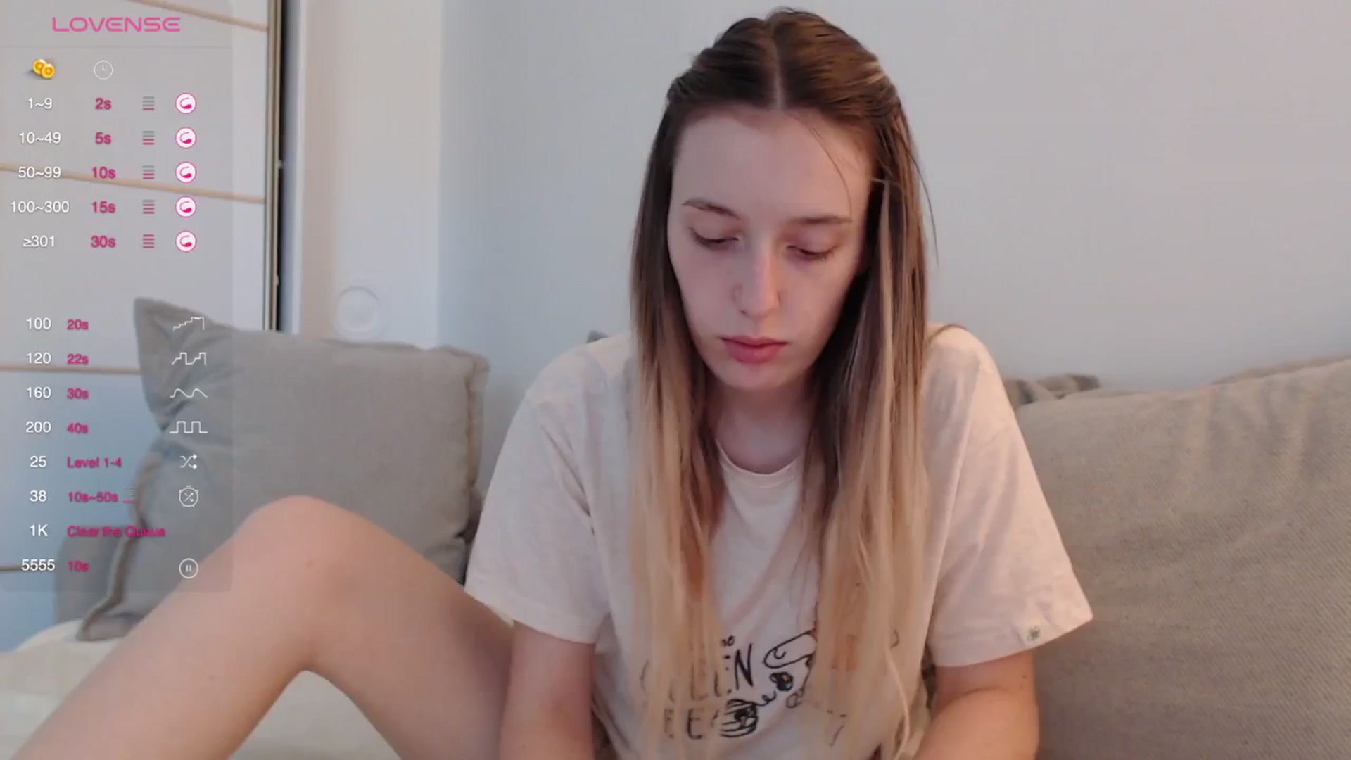 Gallery image thumbnail from Elenaxkiss's myfreecams stream on, 09/18/2025, 08:05 image 10 of 20
