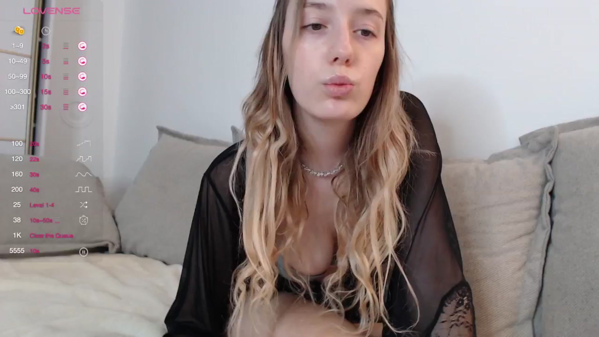 Gallery image thumbnail from Elenaxkiss's myfreecams stream on, 09/25/2025, 08:08 image 8 of 20