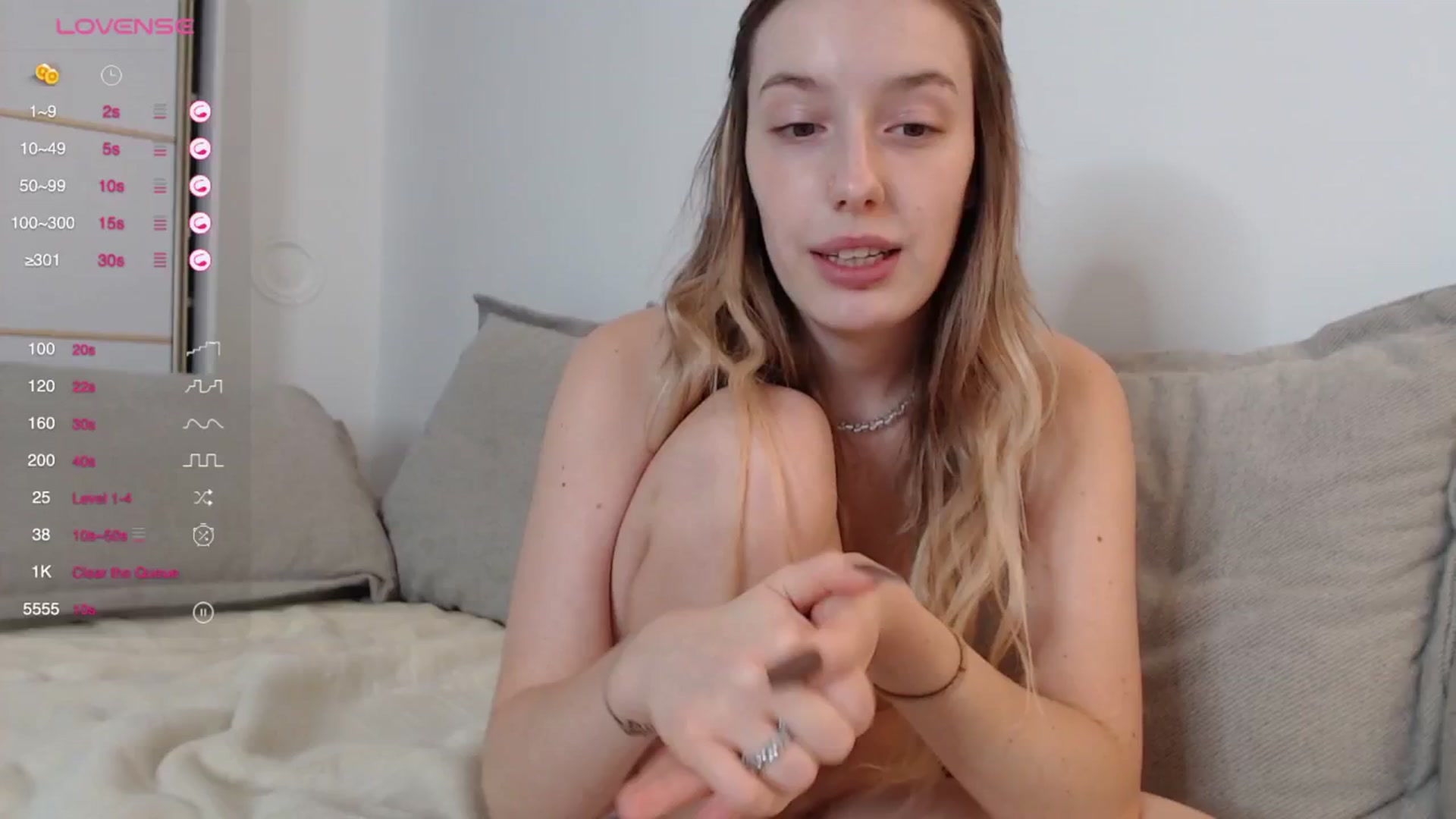 Gallery image thumbnail from Elenaxkiss's myfreecams stream on, 09/25/2025, 08:43 image 10 of 20