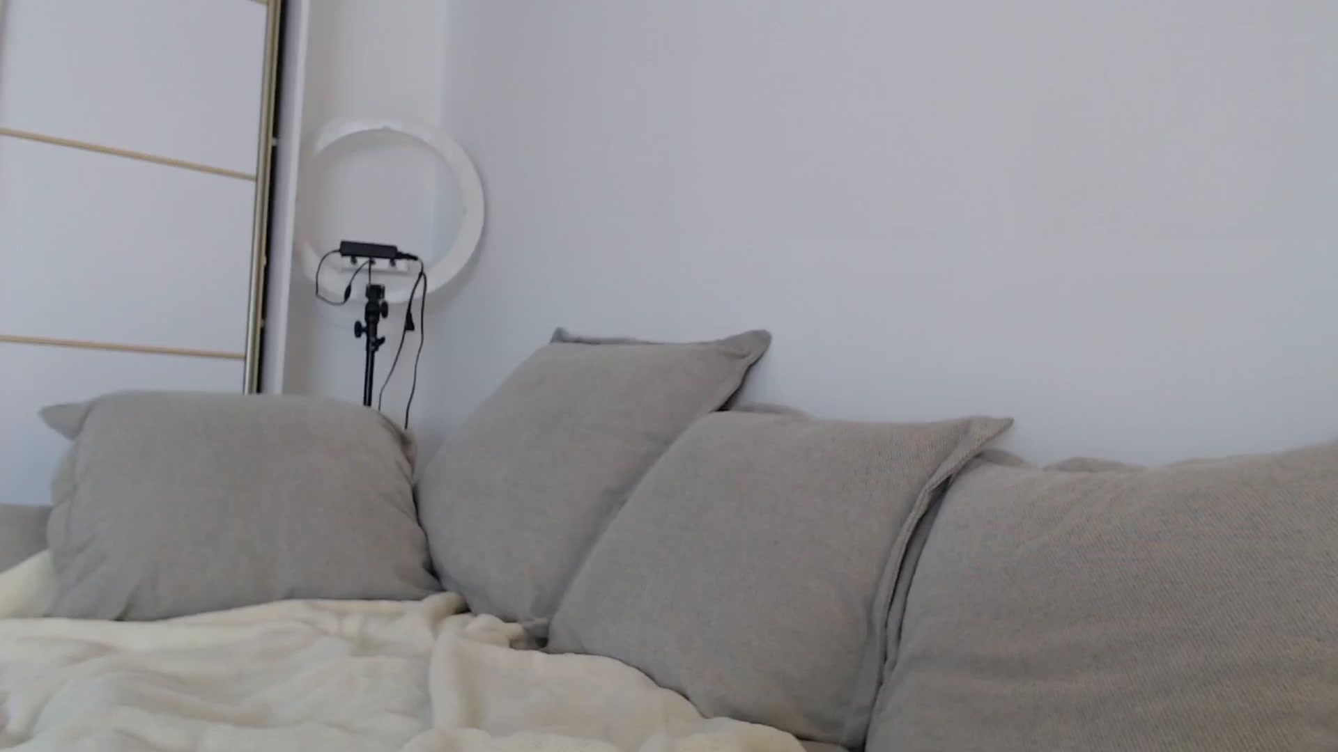 Gallery image thumbnail from Elenaxkiss's myfreecams stream on, 10/02/2025, 11:03 image 14 of 20