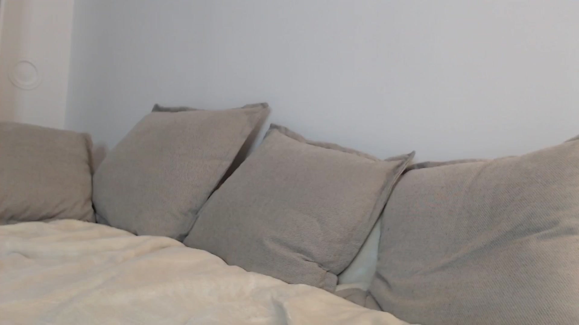Gallery image thumbnail from Elenaxkiss's myfreecams stream on, 10/03/2025, 21:44 image 20 of 20