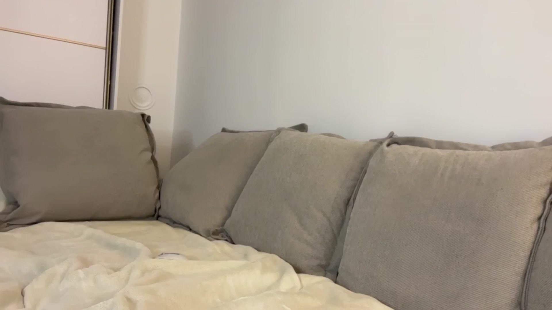 Gallery image thumbnail from Elenaxkiss's myfreecams stream on, 10/05/2025, 12:39 image 15 of 20