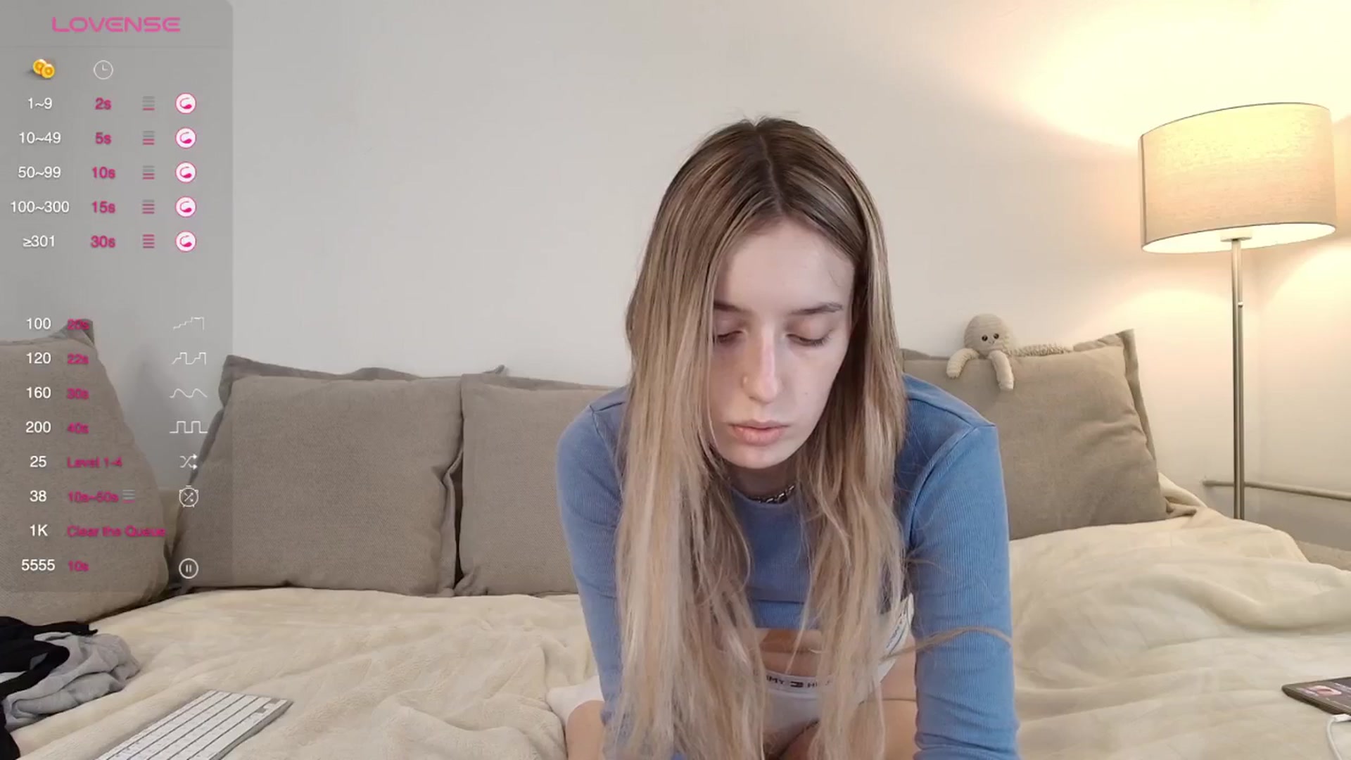 Gallery image thumbnail from Elenaxkiss's myfreecams stream on, 10/10/2025, 10:50 image 19 of 20