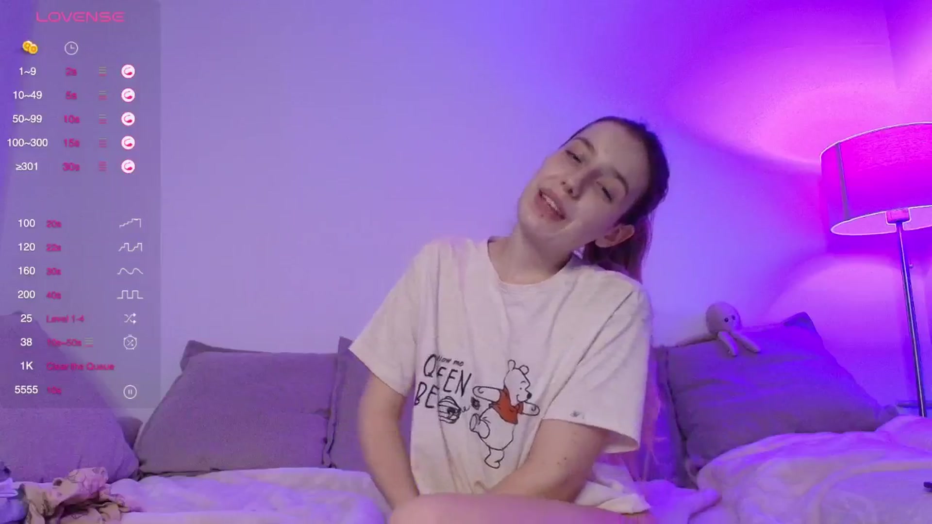 Gallery image thumbnail from Elenaxkiss's myfreecams stream on, 10/14/2025, 20:29 image 6 of 20