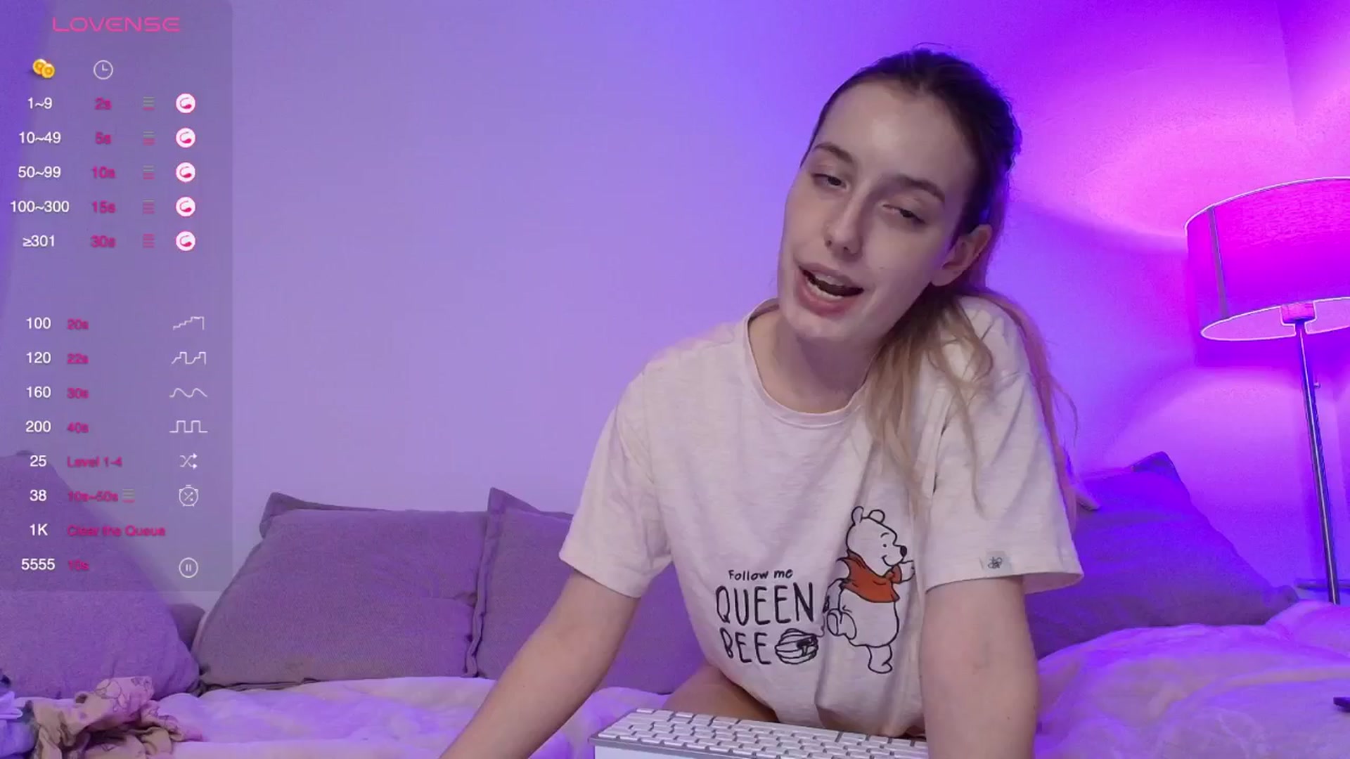 Gallery image thumbnail from Elenaxkiss's myfreecams stream on, 10/14/2025, 20:29 image 5 of 20