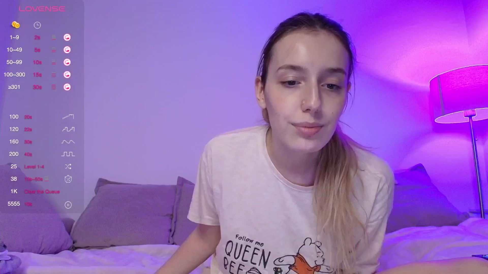 Gallery image thumbnail from Elenaxkiss's myfreecams stream on, 10/14/2025, 20:29 image 8 of 20