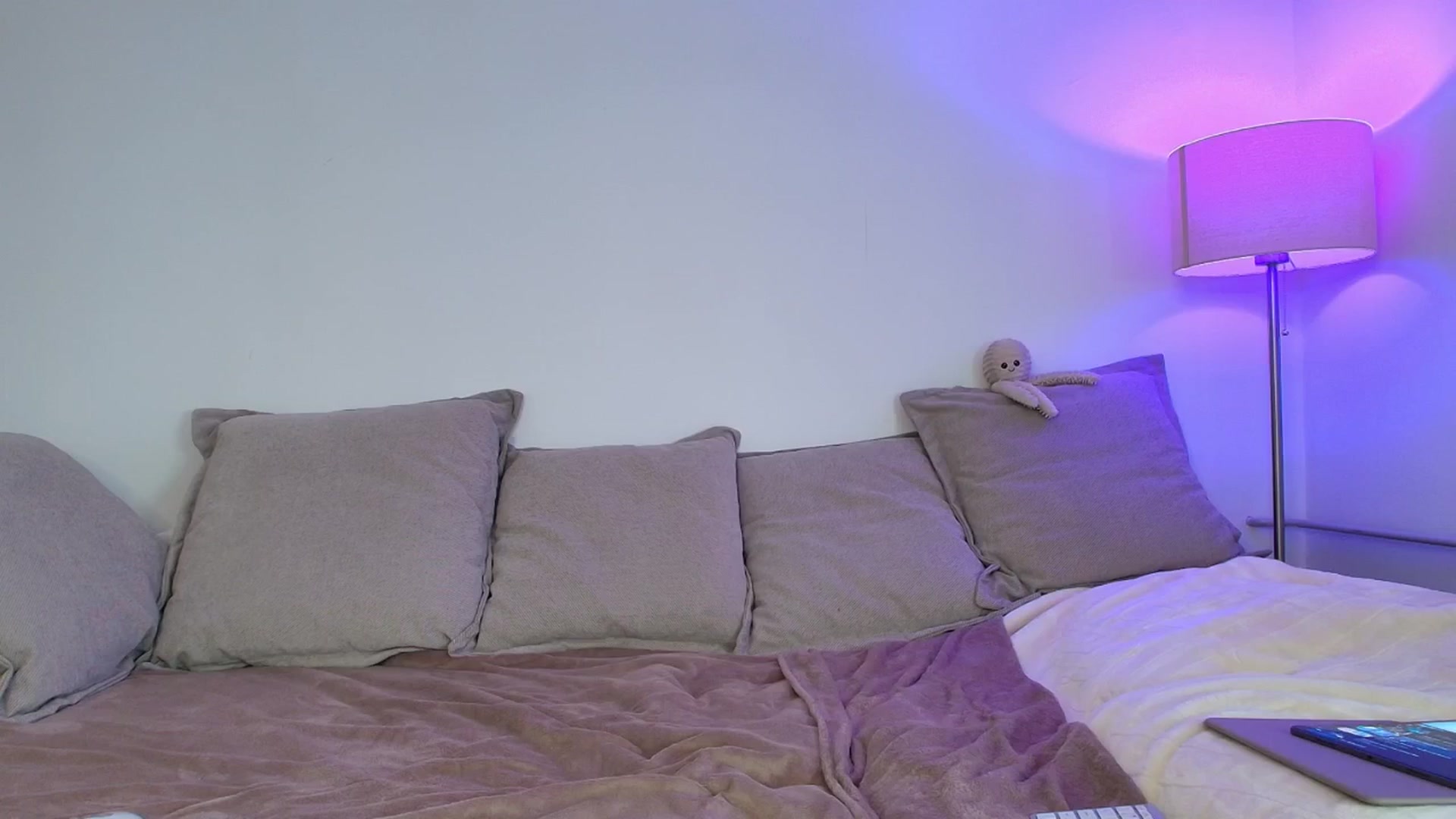 Gallery image thumbnail from Elenaxkiss's myfreecams stream on, 11/04/2025, 08:27 image 7 of 20