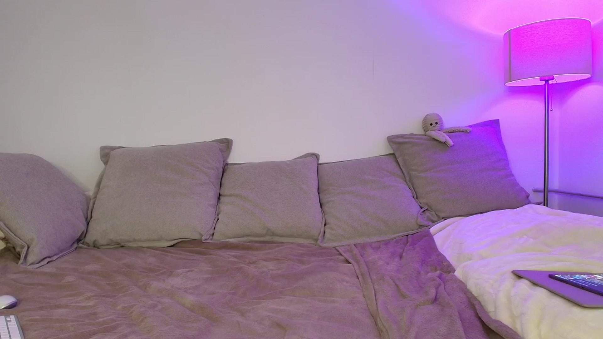 Gallery image thumbnail from Elenaxkiss's myfreecams stream on, 11/04/2025, 08:27 image 20 of 20