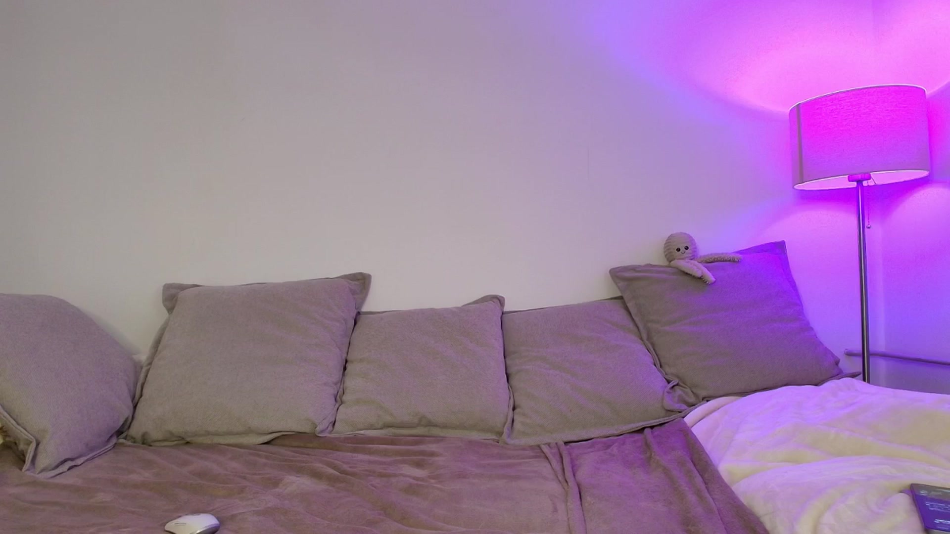 Gallery image thumbnail from Elenaxkiss's myfreecams stream on, 11/04/2025, 11:40 image 12 of 20