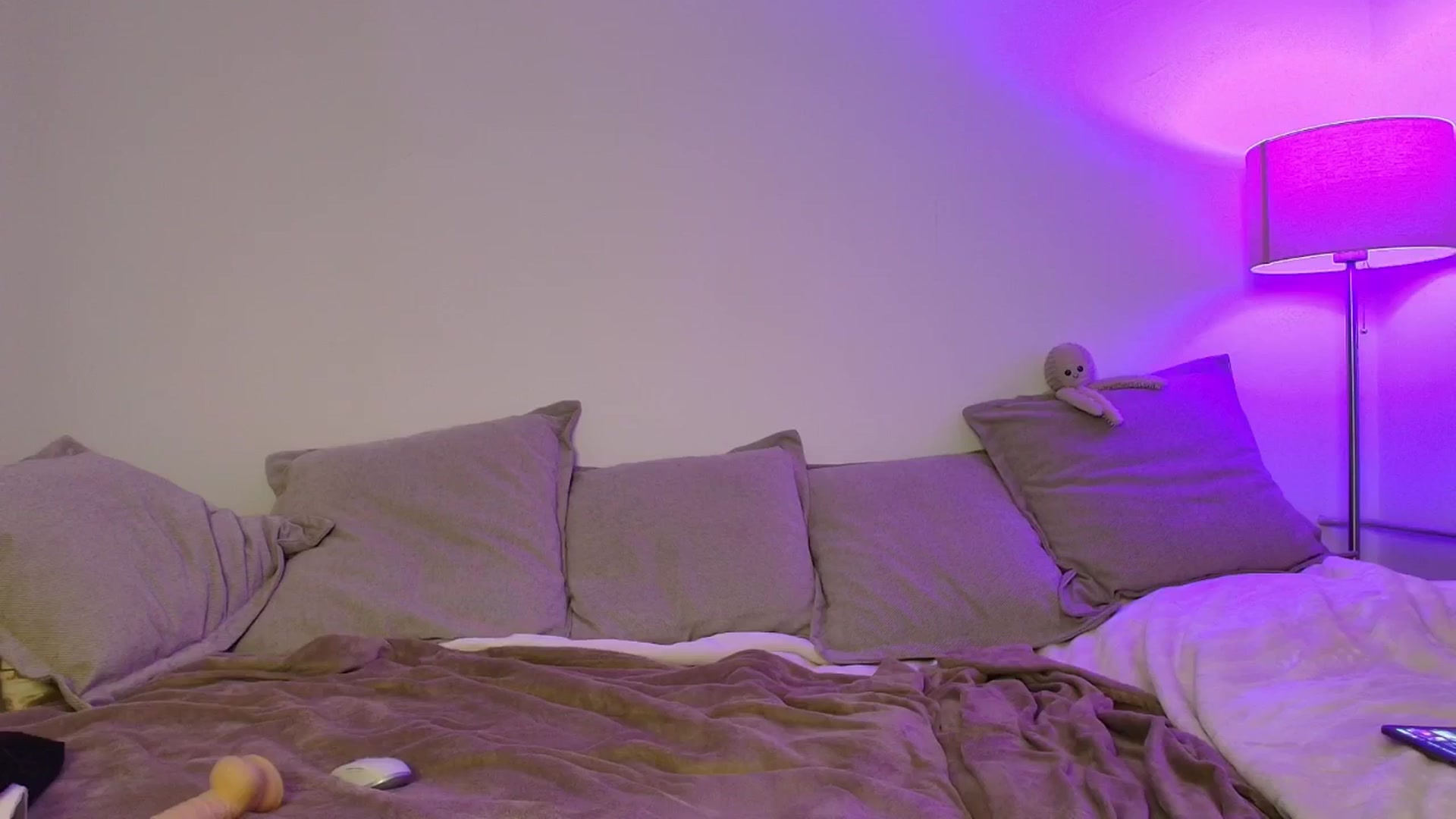 Gallery image thumbnail from Elenaxkiss's myfreecams stream on, 11/04/2025, 19:53 image 20 of 20