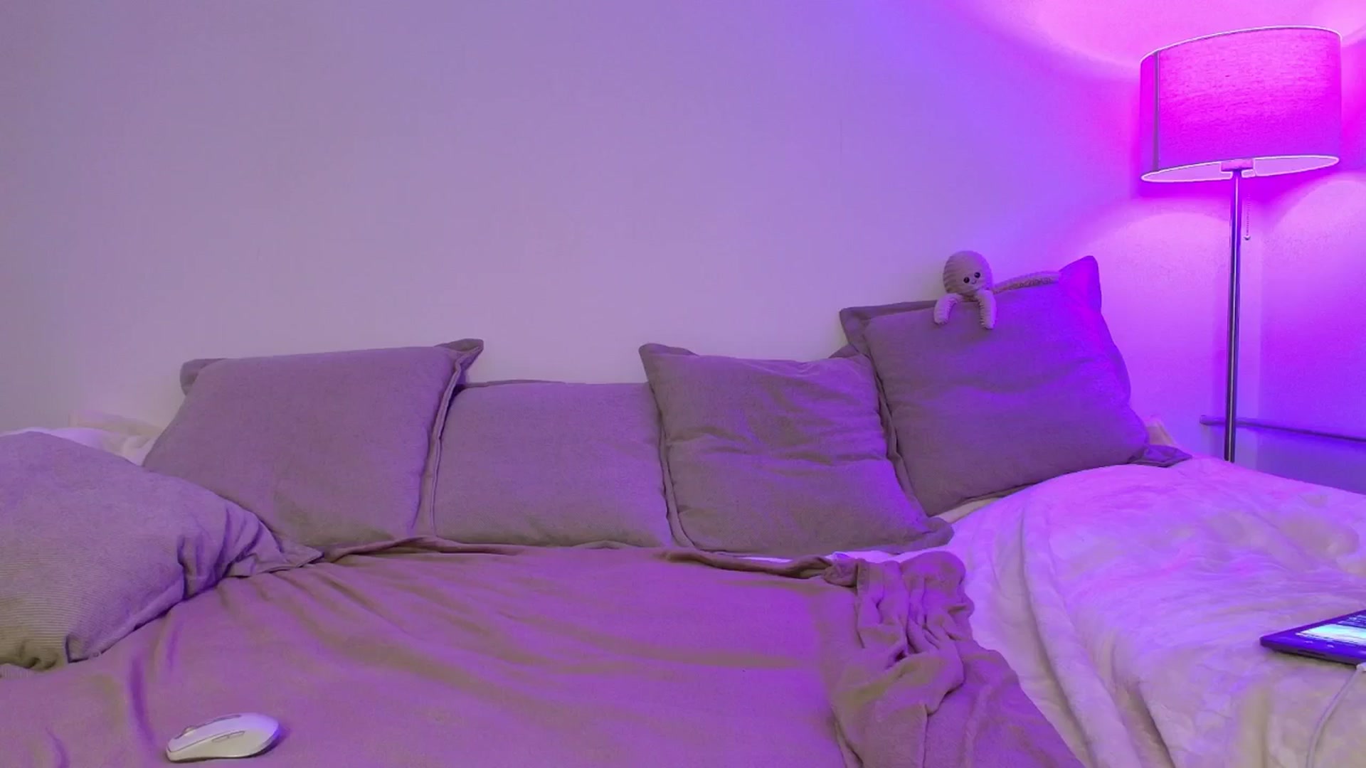 Gallery image thumbnail from Elenaxkiss's myfreecams stream on, 11/05/2025, 21:09 image 3 of 20