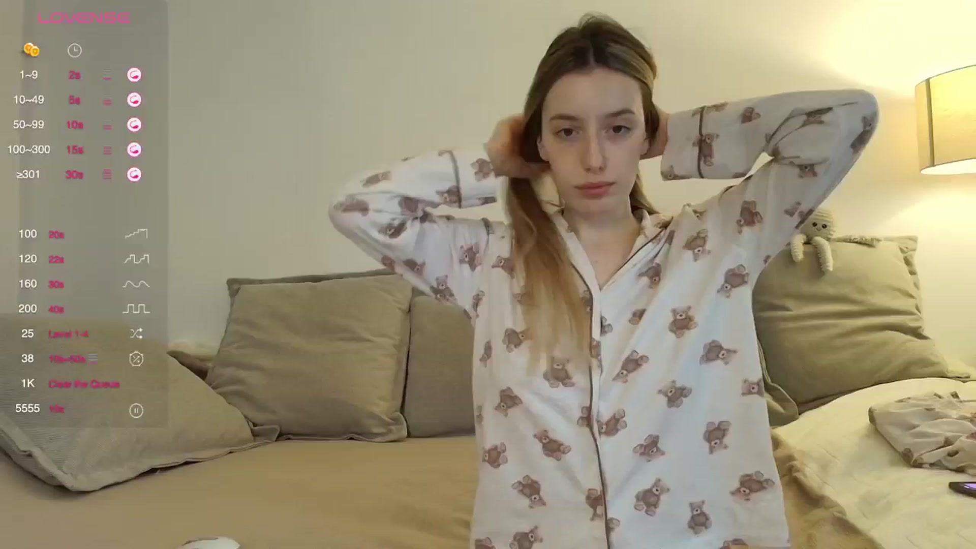 Gallery image thumbnail from Elenaxkiss's myfreecams stream on, 11/08/2025, 12:43 image 1 of 20