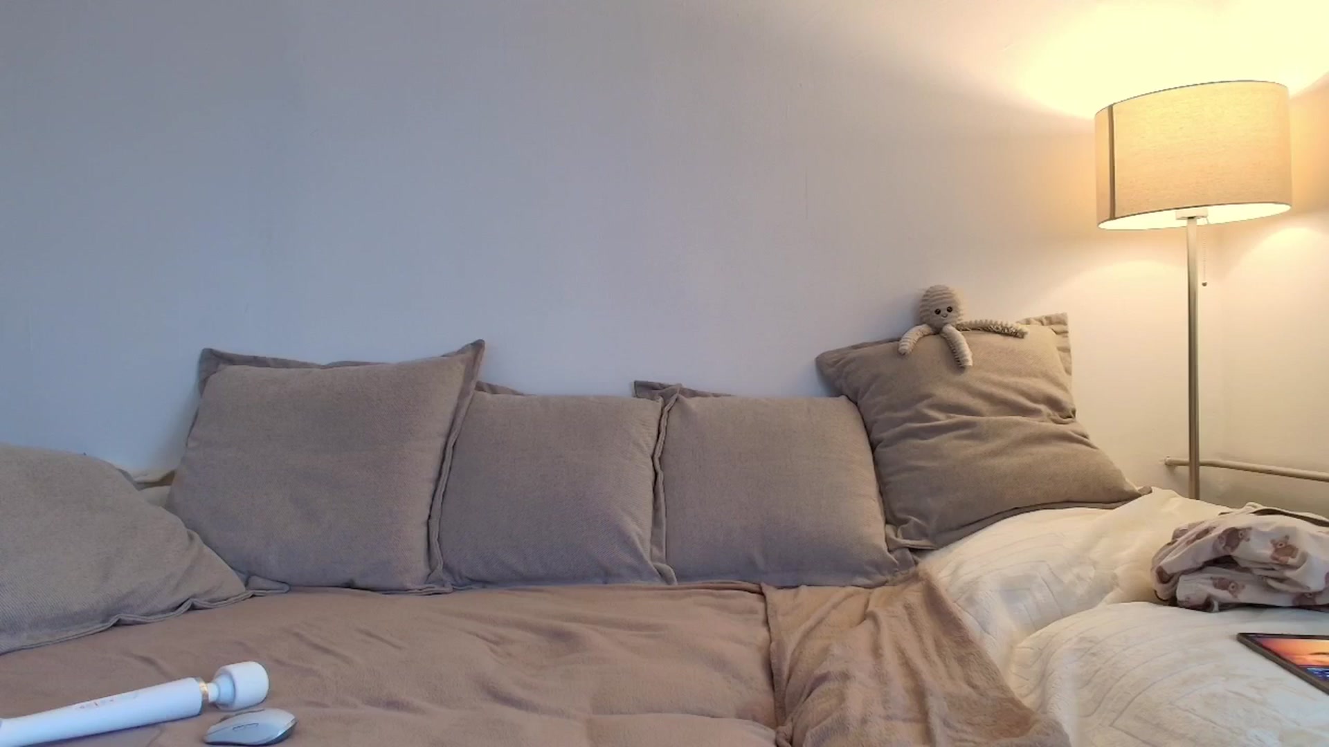 Gallery image thumbnail from Elenaxkiss's myfreecams stream on, 11/09/2025, 12:02 image 3 of 20