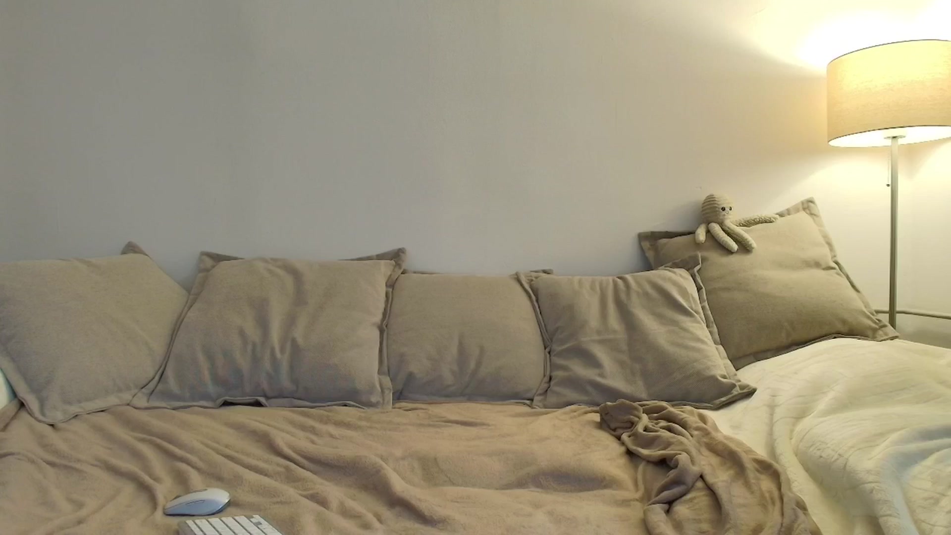 Gallery image thumbnail from Elenaxkiss's myfreecams stream on, 11/20/2025, 11:16 image 16 of 20