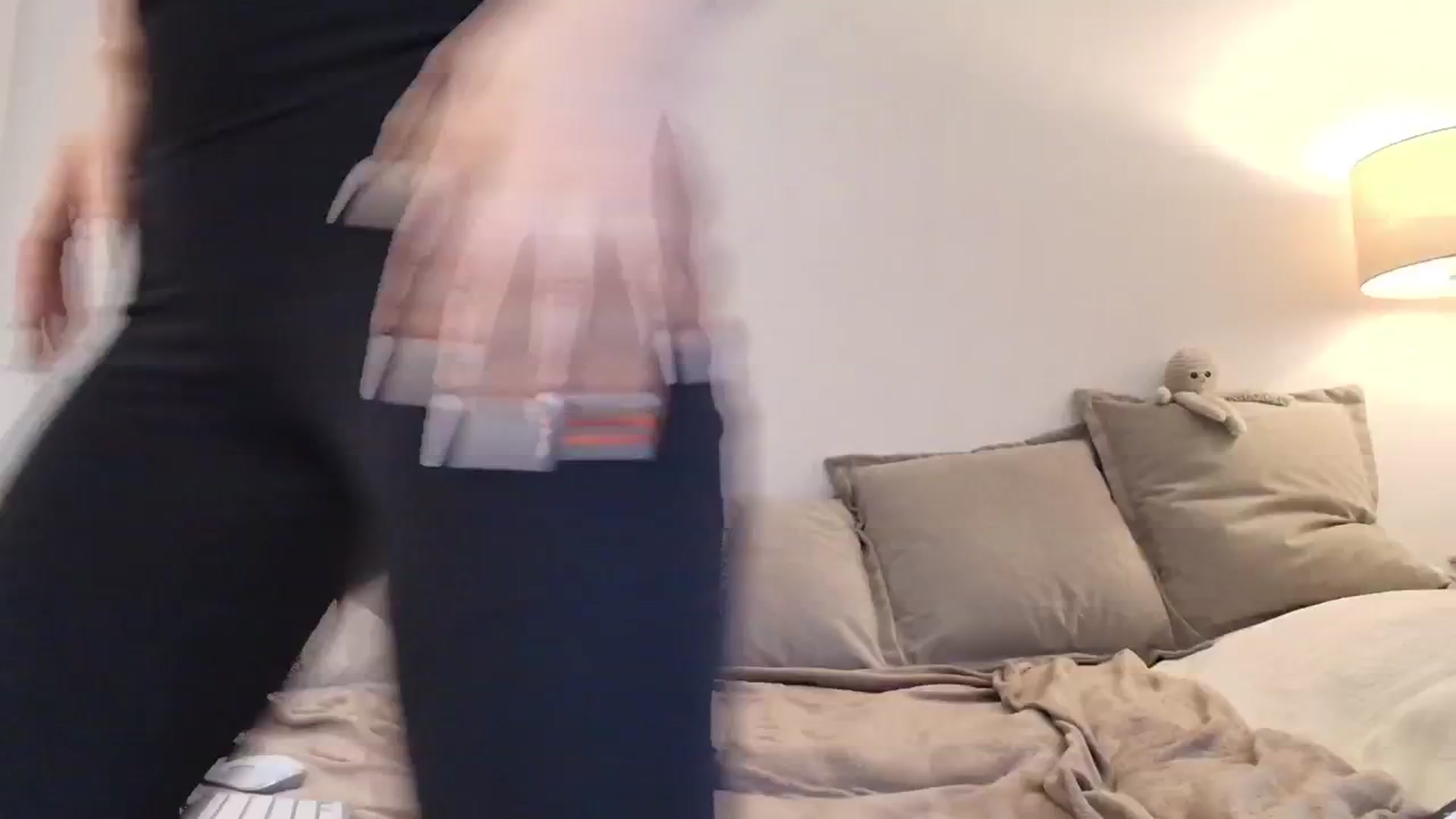 Gallery image thumbnail from Elenaxkiss's myfreecams stream on, 11/21/2025, 12:19 image 15 of 20