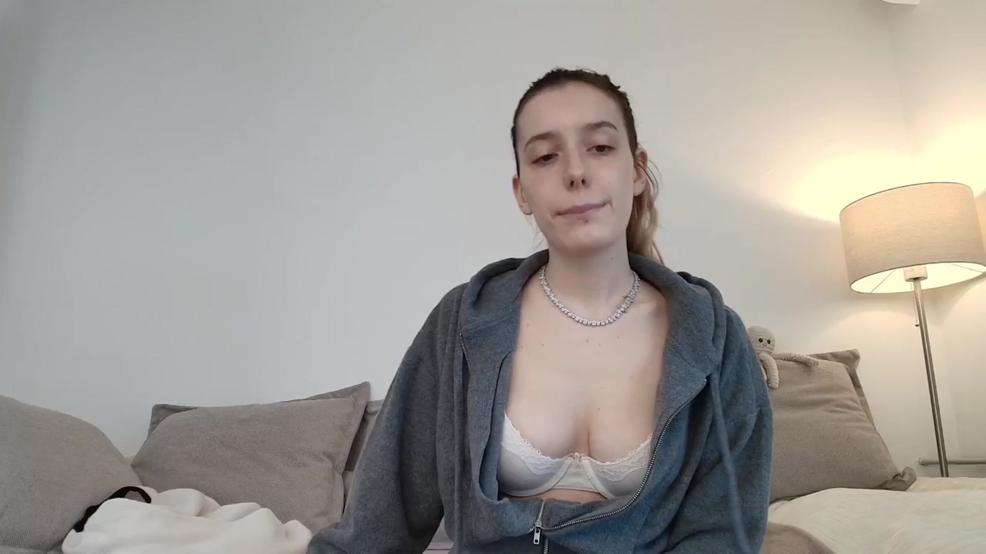 Gallery image thumbnail from Elenaxkiss's myfreecams stream on, 11/23/2025, 09:52 image 18 of 20
