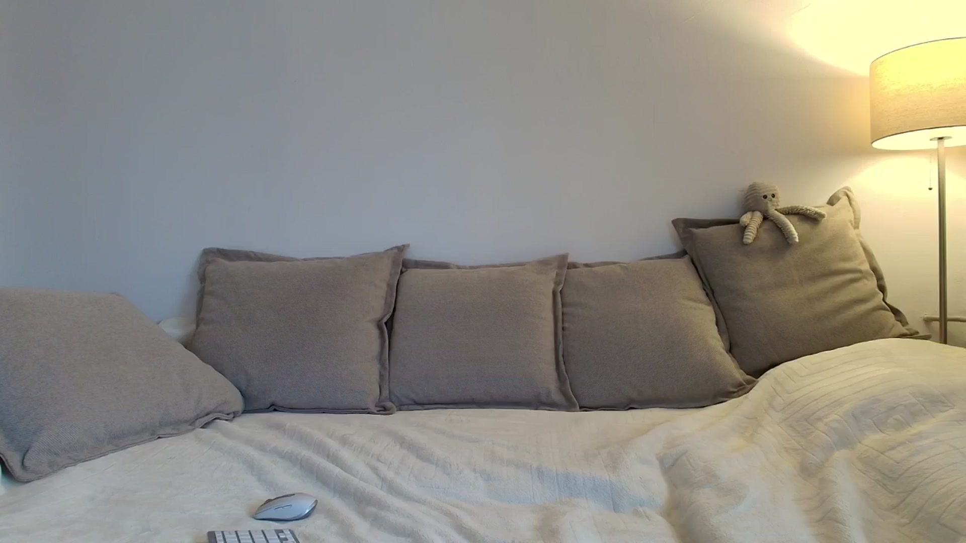 Gallery image thumbnail from Elenaxkiss's myfreecams stream on, 11/26/2025, 11:04 image 16 of 20