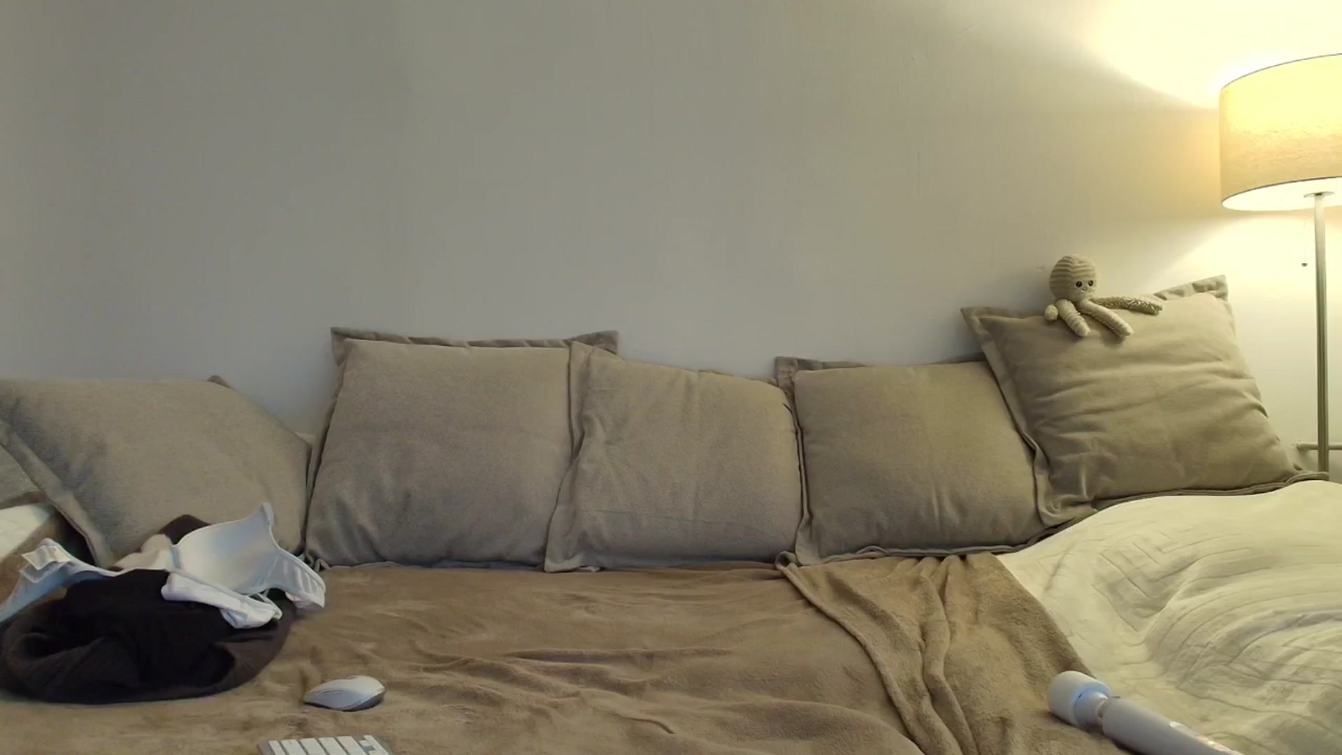 Gallery image thumbnail from Elenaxkiss's myfreecams stream on, 12/03/2025, 12:24 image 4 of 20