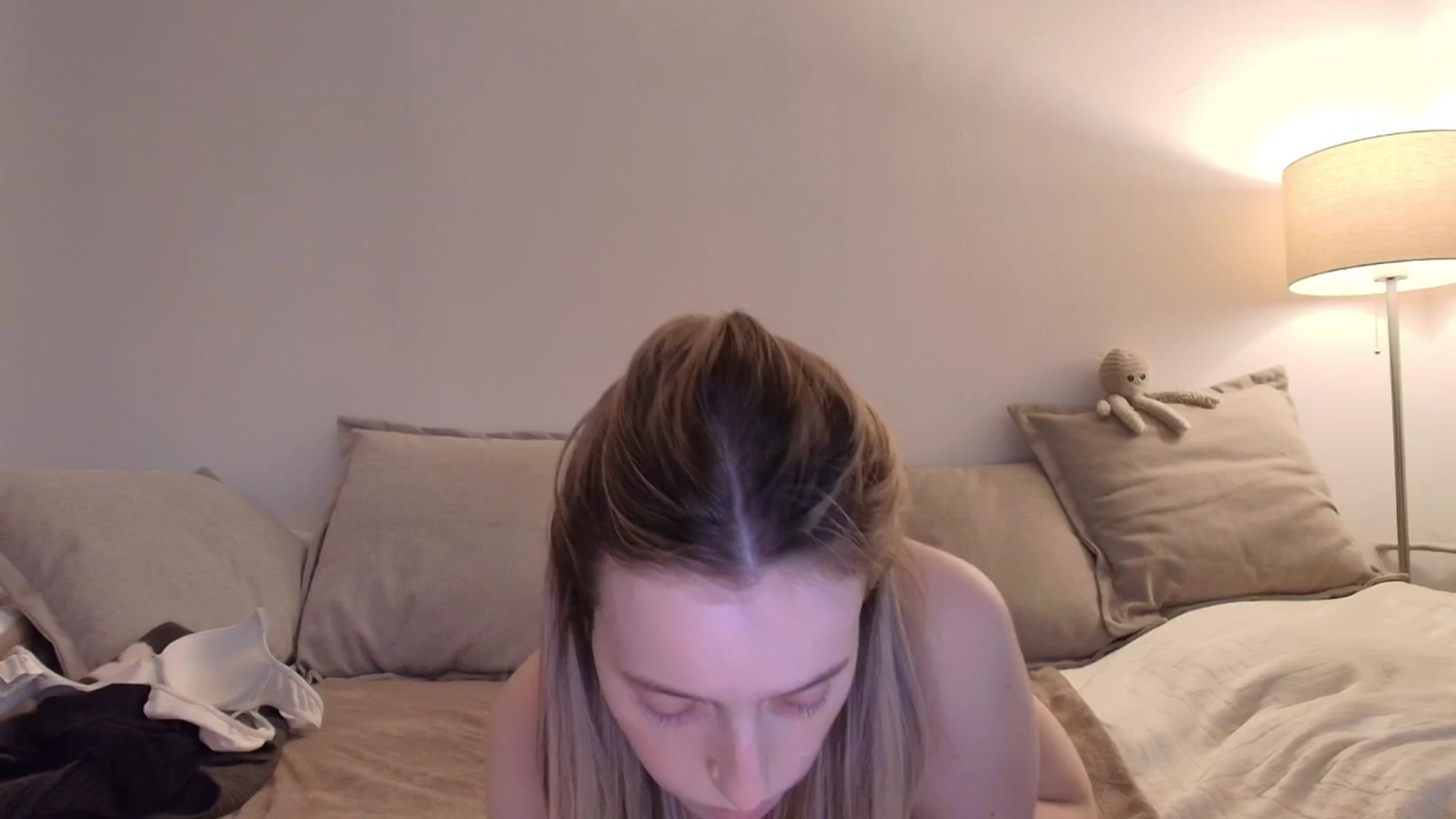Gallery image thumbnail from Elenaxkiss's myfreecams stream on, 12/03/2025, 12:24 image 8 of 20