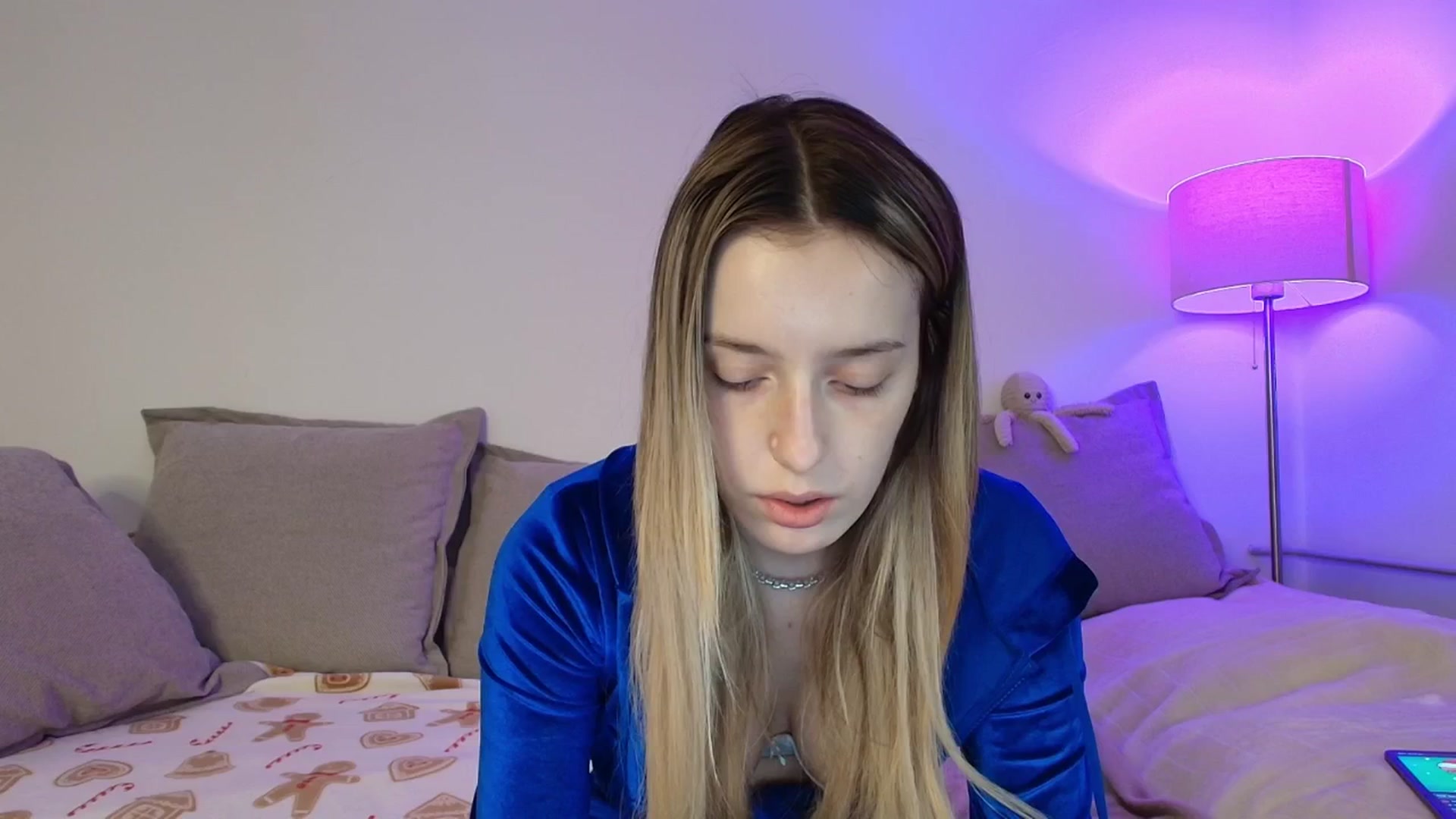 Gallery image thumbnail from Elenaxkiss's myfreecams stream on, 12/26/2025, 09:38 image 11 of 20