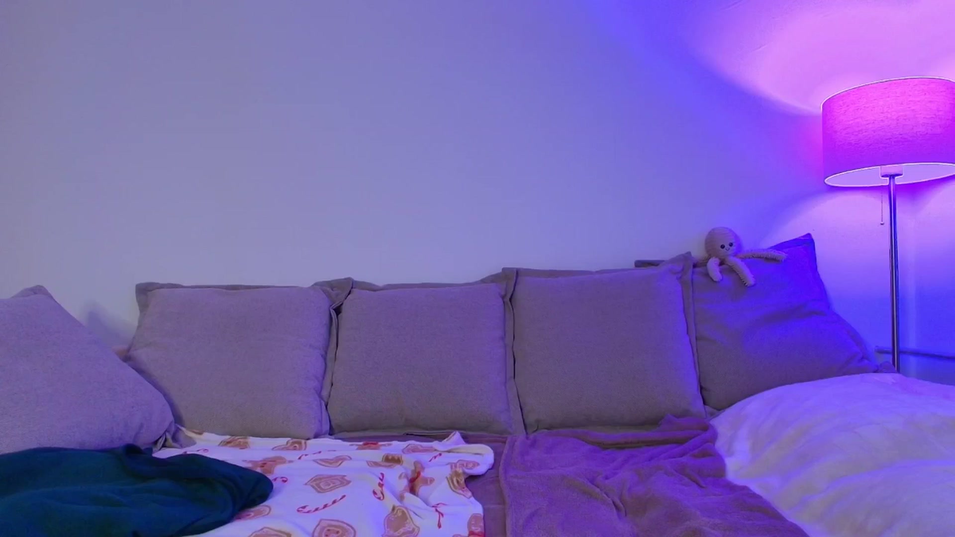 Gallery image thumbnail from Elenaxkiss's myfreecams stream on, 12/29/2025, 09:11 image 7 of 20