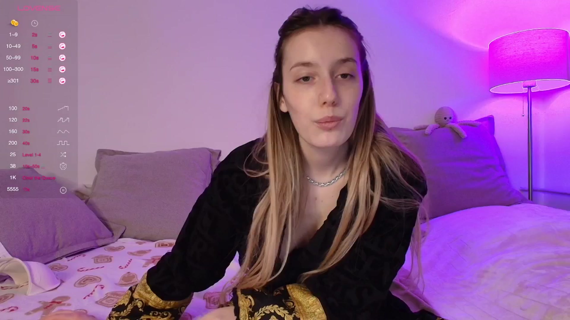 Gallery image thumbnail from Elenaxkiss's myfreecams stream on, 01/03/2026, 10:30 image 18 of 20
