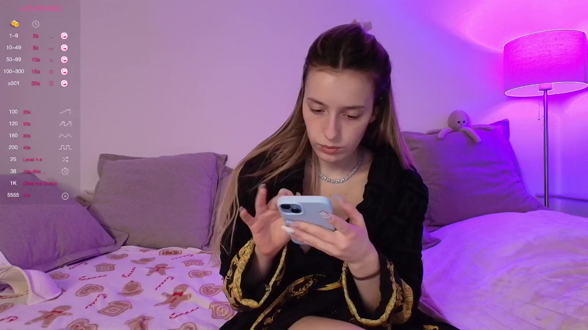 Gallery image thumbnail from Elenaxkiss's myfreecams stream on, 01/03/2026, 10:30 image 13 of 20