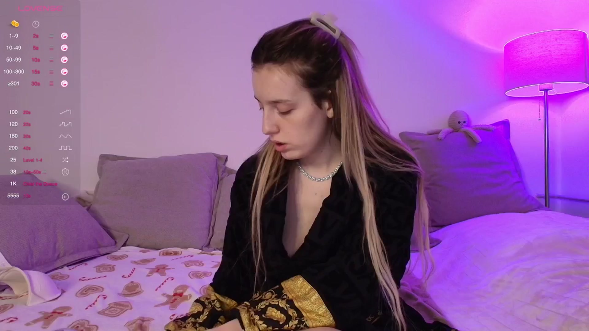 Gallery image thumbnail from Elenaxkiss's myfreecams stream on, 01/03/2026, 10:30 image 17 of 20