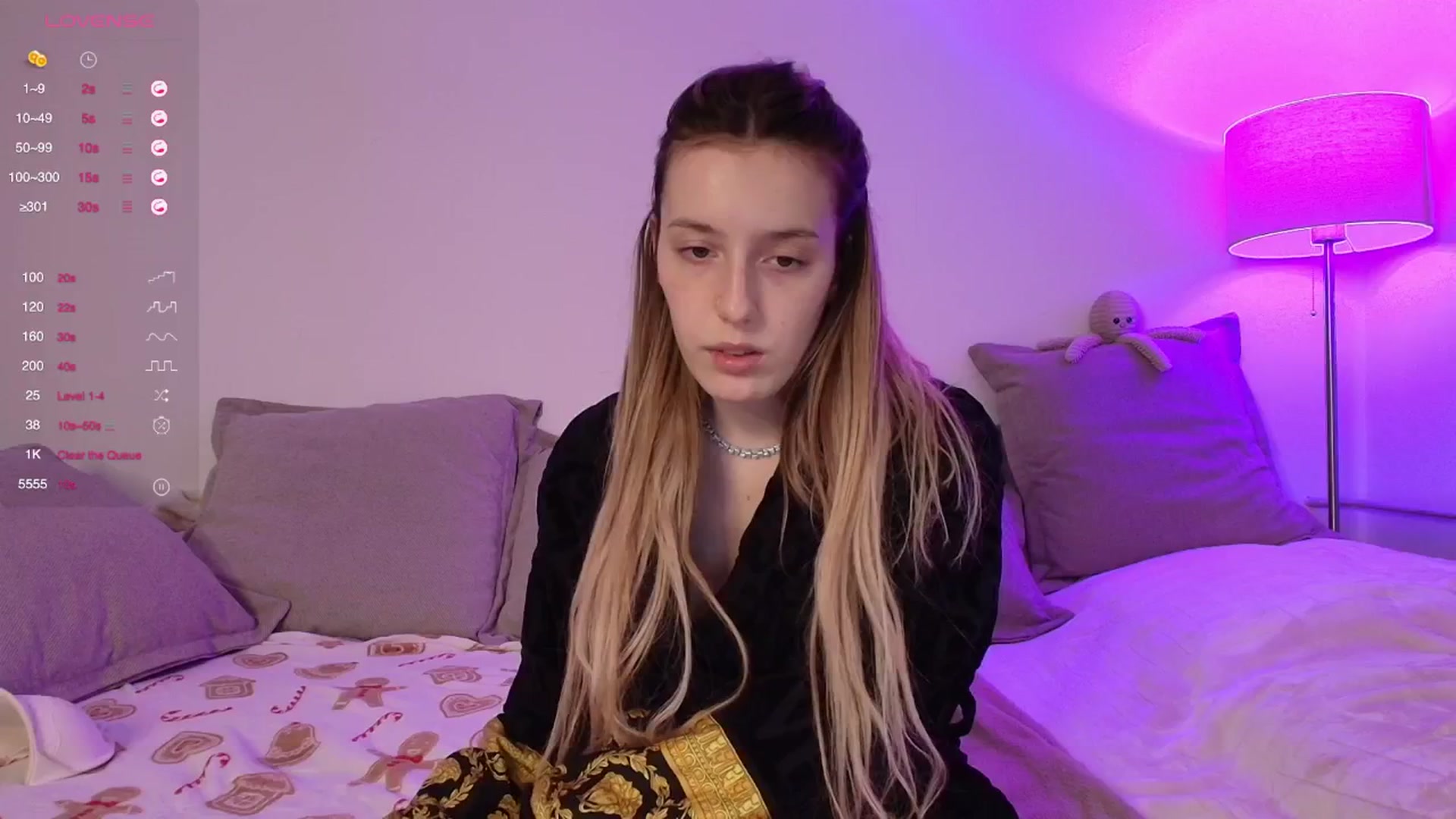 Gallery image thumbnail from Elenaxkiss's myfreecams stream on, 01/03/2026, 10:30 image 2 of 20