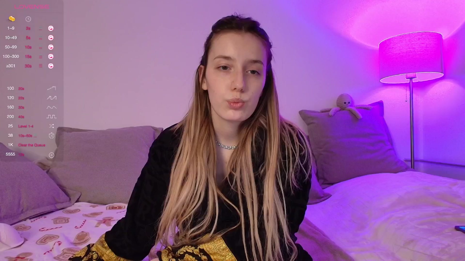 Gallery image thumbnail from Elenaxkiss's myfreecams stream on, 01/03/2026, 10:30 image 6 of 20