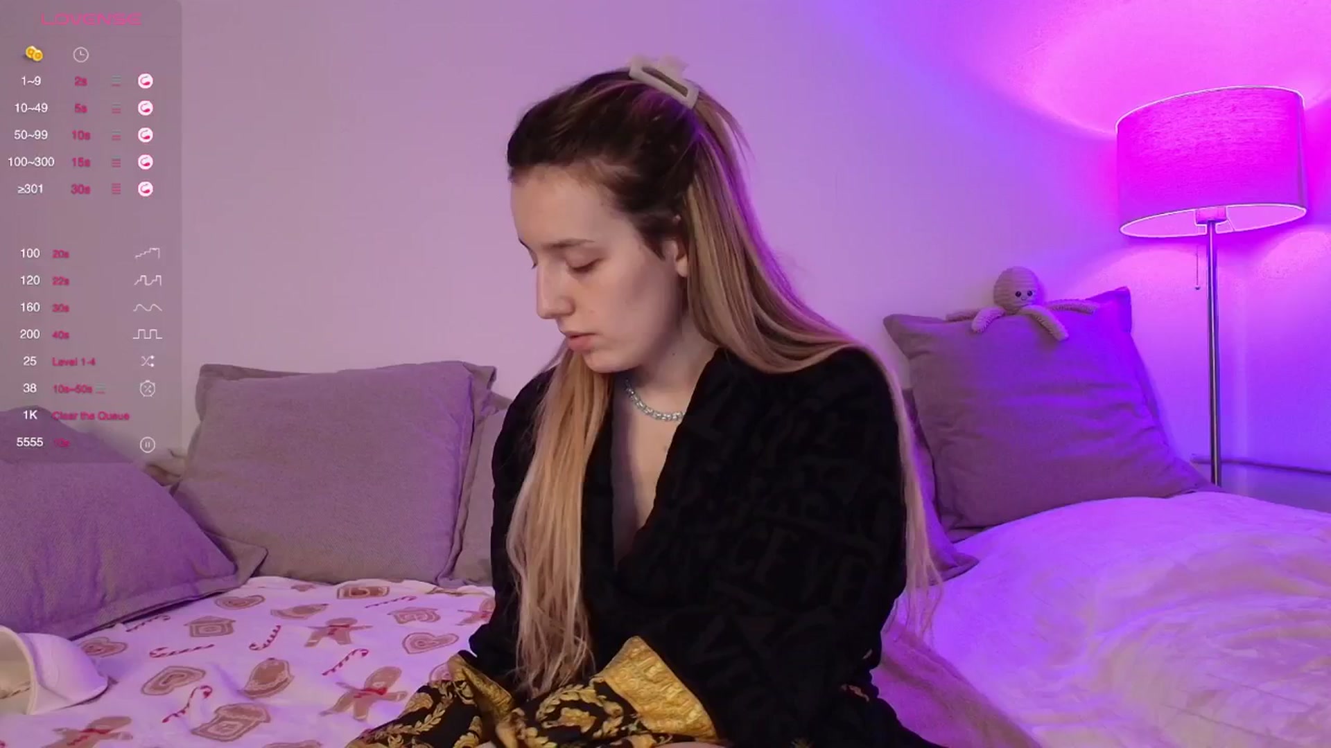Gallery image thumbnail from Elenaxkiss's myfreecams stream on, 01/03/2026, 10:30 image 8 of 20