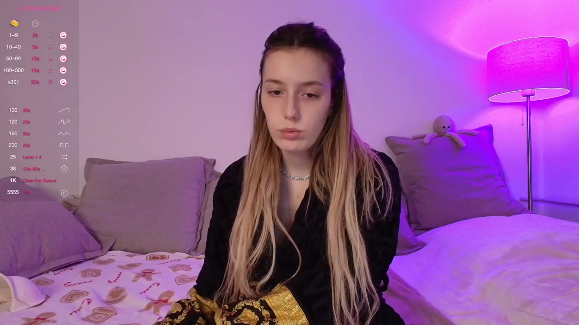 Gallery image thumbnail from Elenaxkiss's myfreecams stream on, 01/03/2026, 10:30 image 3 of 20