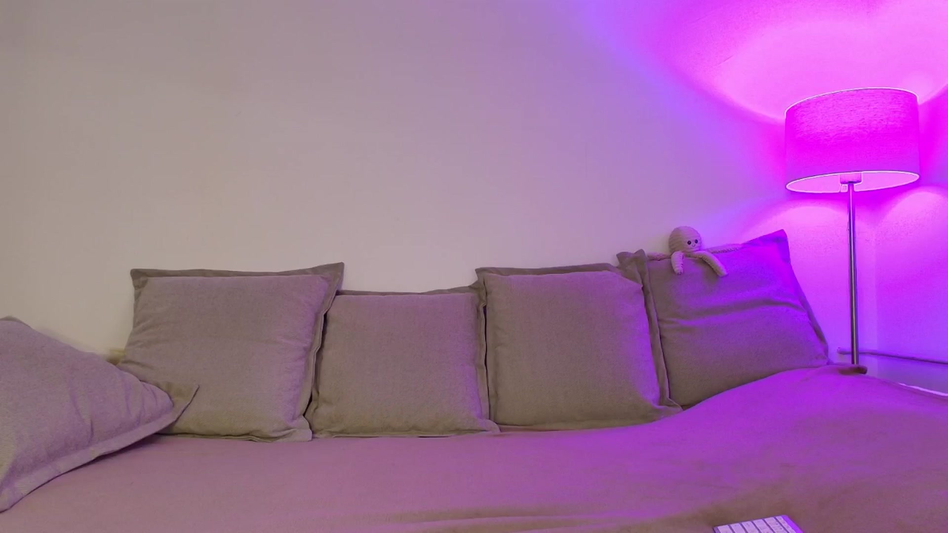 Gallery image thumbnail from Elenaxkiss's myfreecams stream on, 01/12/2026, 08:21 image 12 of 20