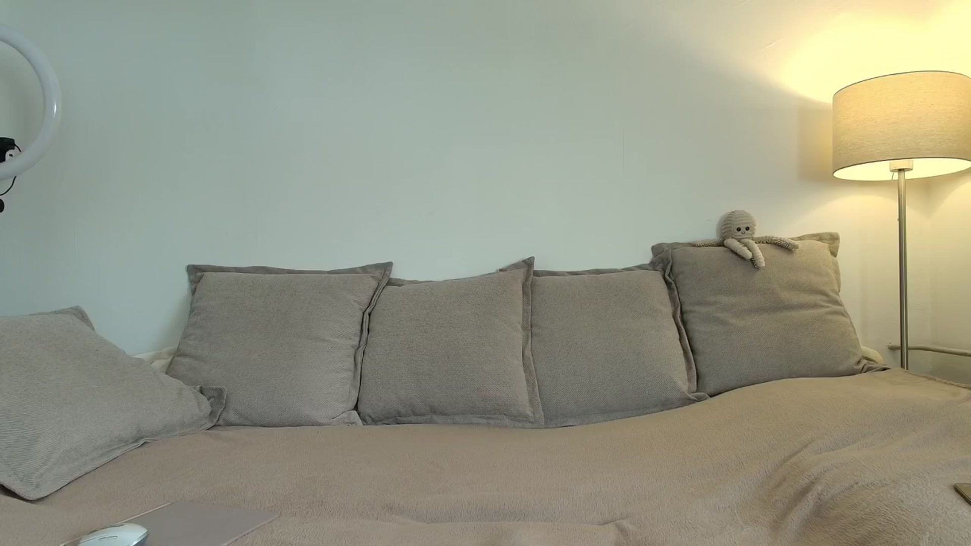 Gallery image thumbnail from Elenaxkiss's myfreecams stream on, 01/13/2026, 09:27 image 15 of 20