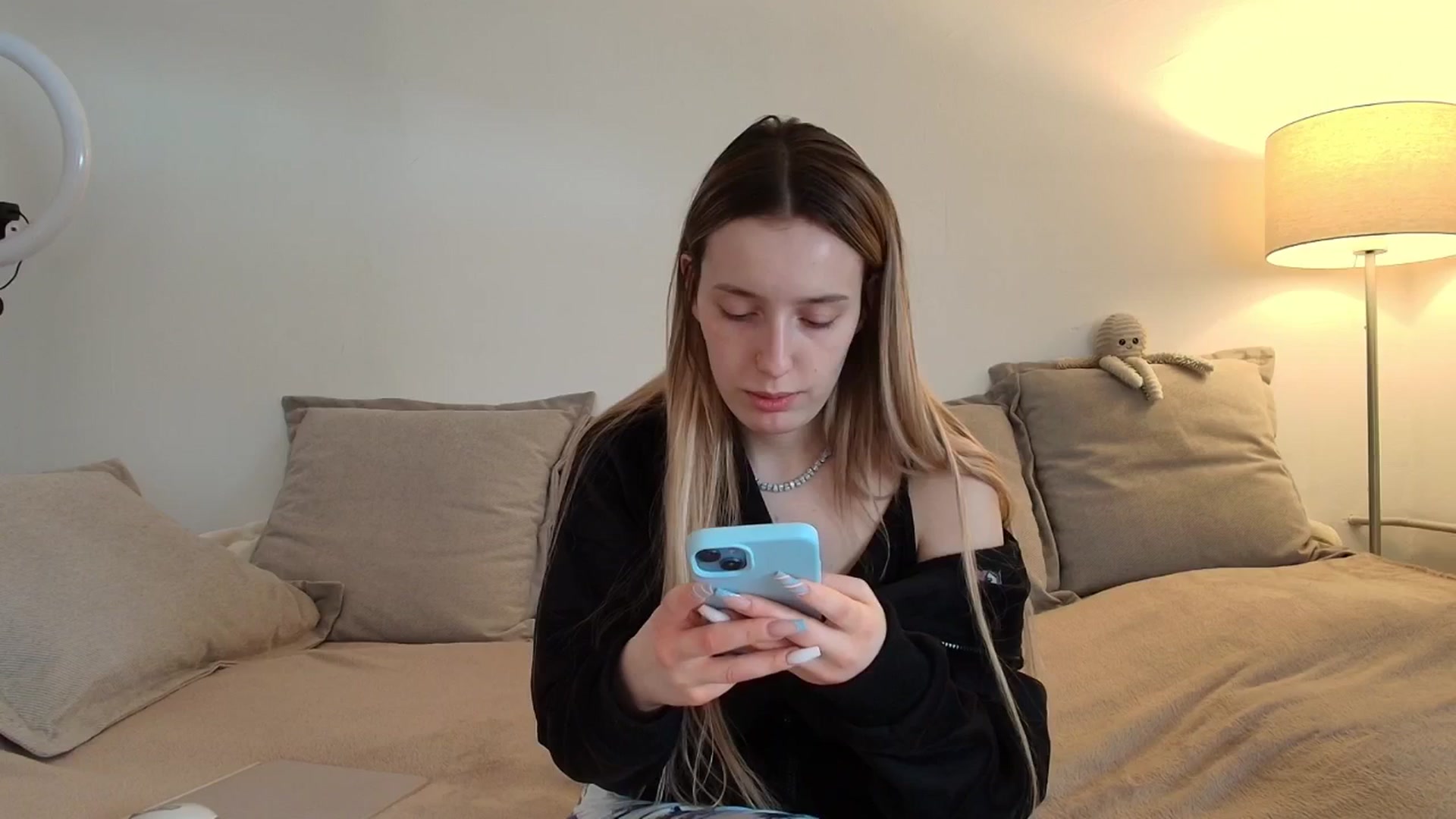 Gallery image thumbnail from Elenaxkiss's myfreecams stream on, 01/13/2026, 09:27 image 19 of 20
