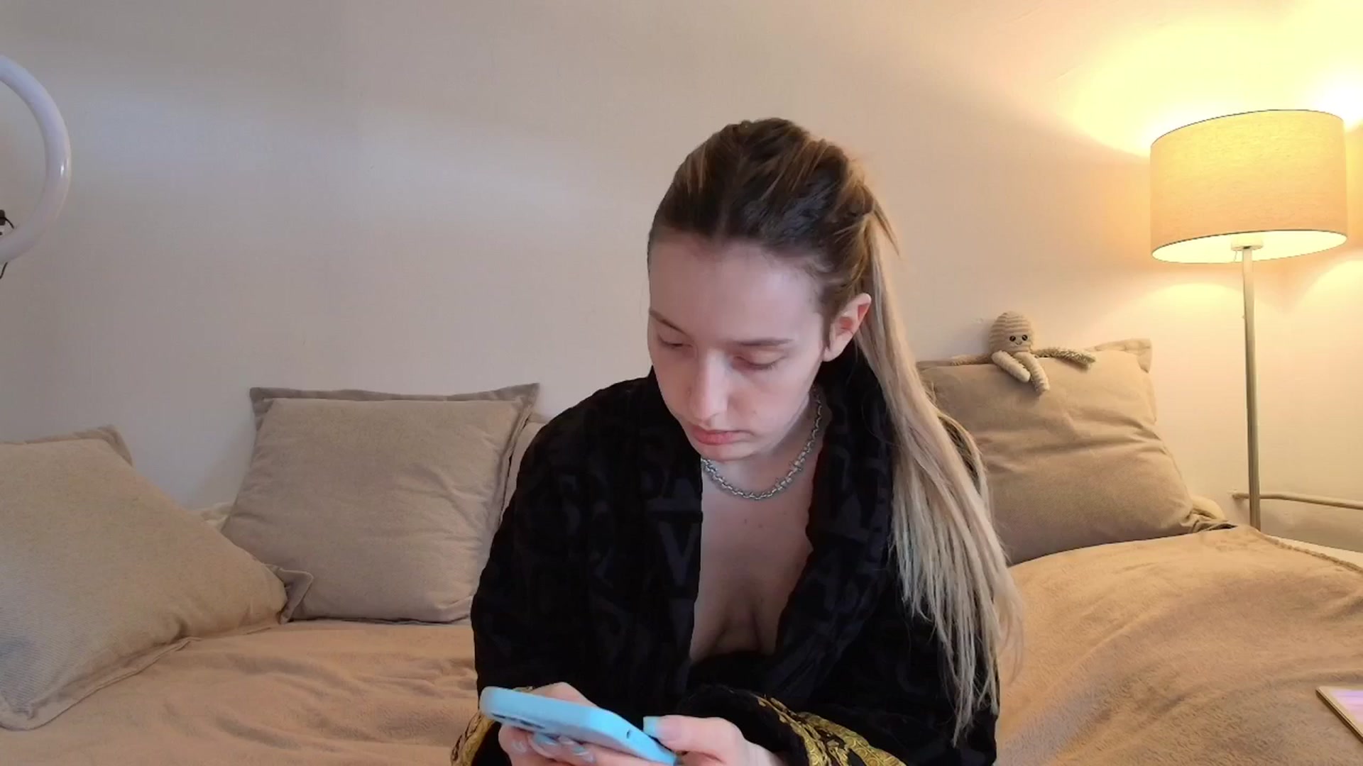 Gallery image thumbnail from Elenaxkiss's myfreecams stream on, 01/13/2026, 11:32 image 2 of 20