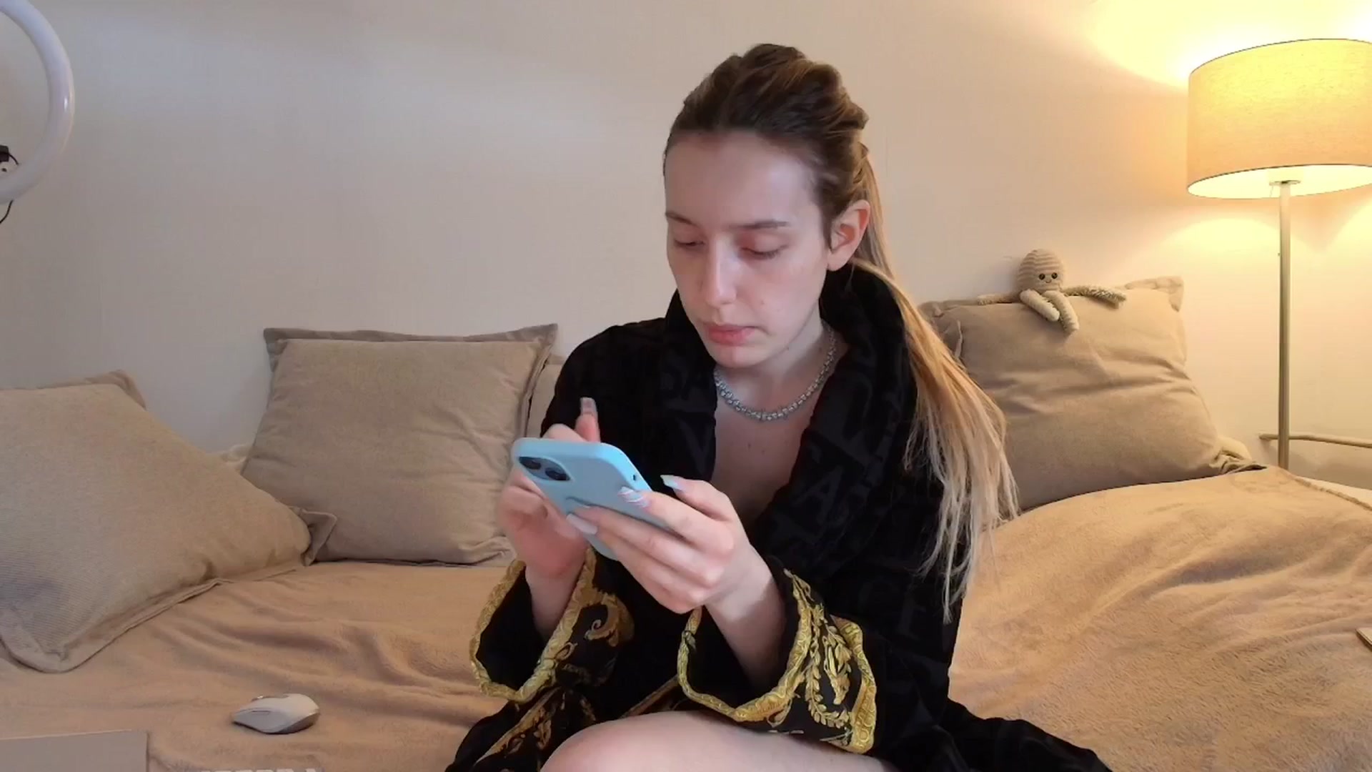 Gallery image thumbnail from Elenaxkiss's myfreecams stream on, 01/13/2026, 11:32 image 17 of 20