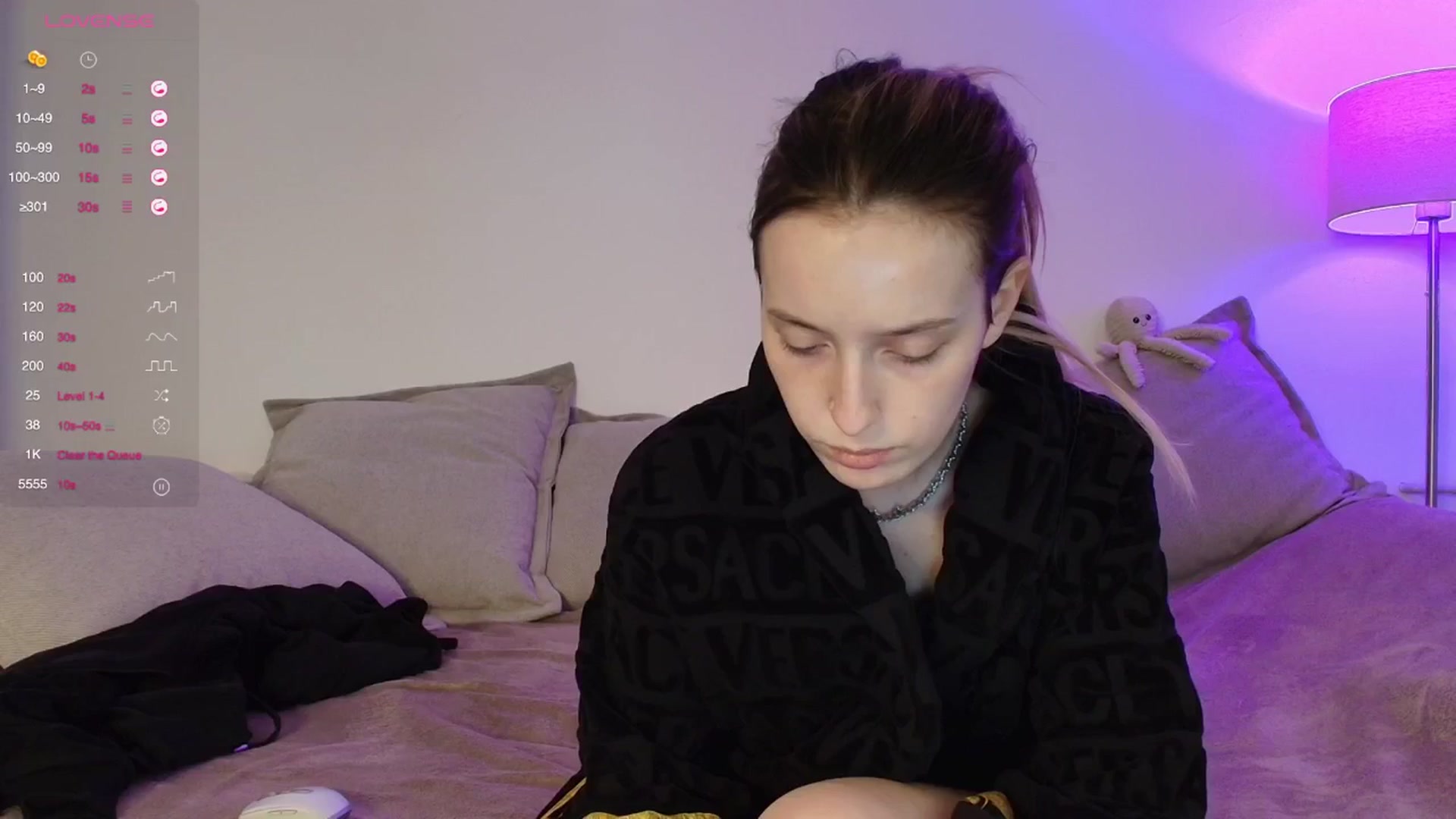 Gallery image thumbnail from Elenaxkiss's myfreecams stream on, 01/14/2026, 11:52 image 2 of 20